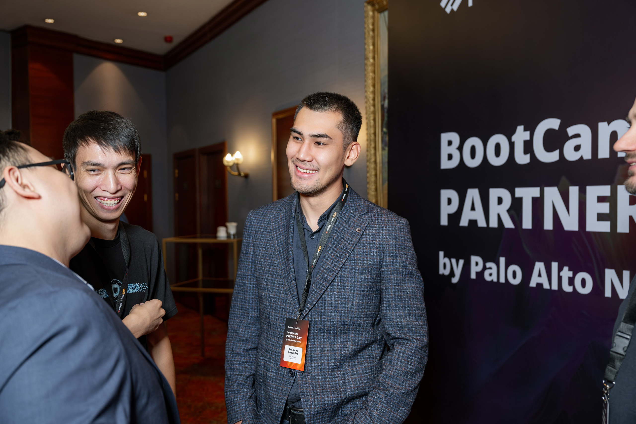 BakoTech&PaloAlto. Фотограф в Алматы — Алексей Коньков | Репортаж, свадьбы, портреты