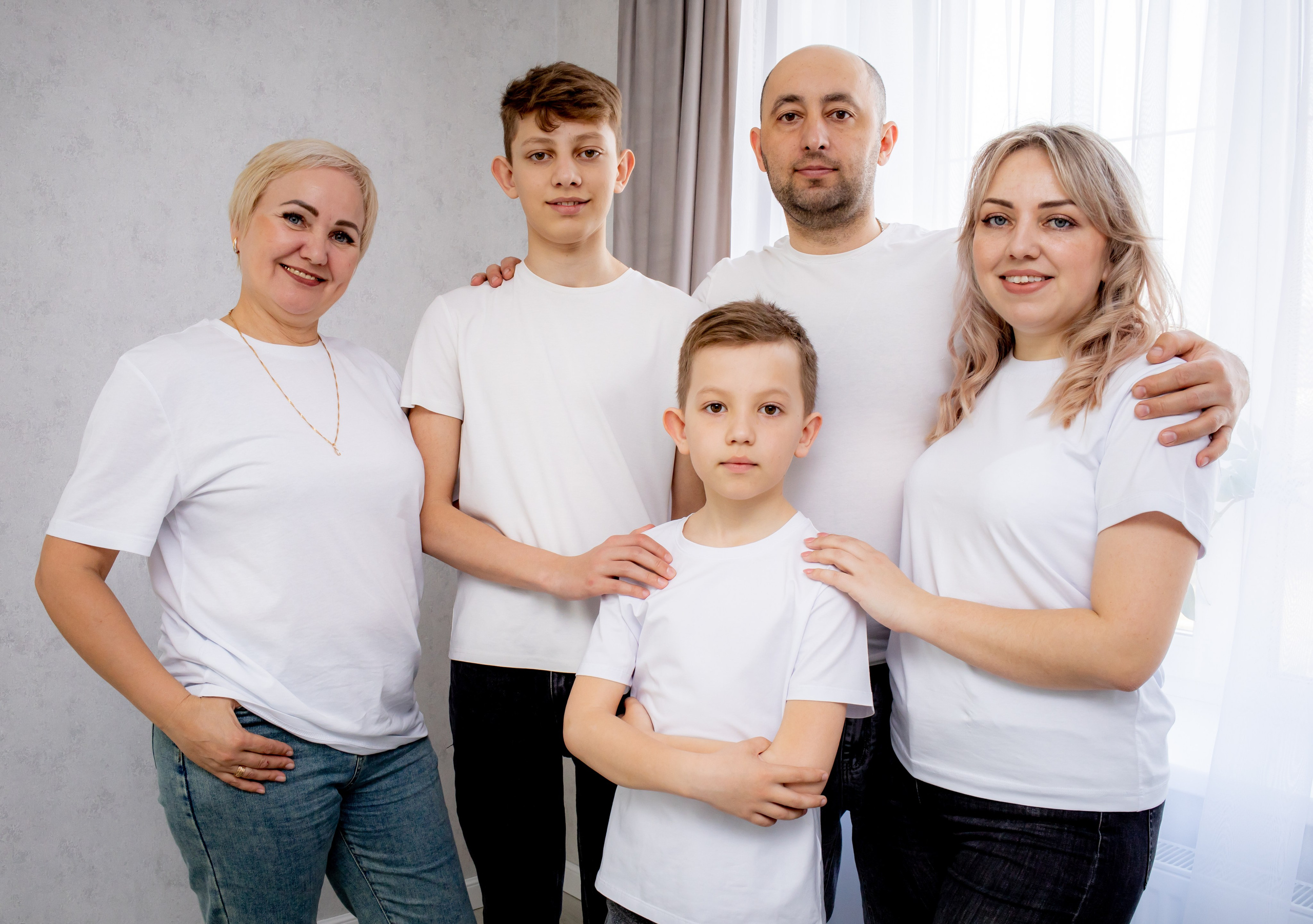 Семейная фотосессия выездная. Фотограф новорожденных в Екатеринбурге