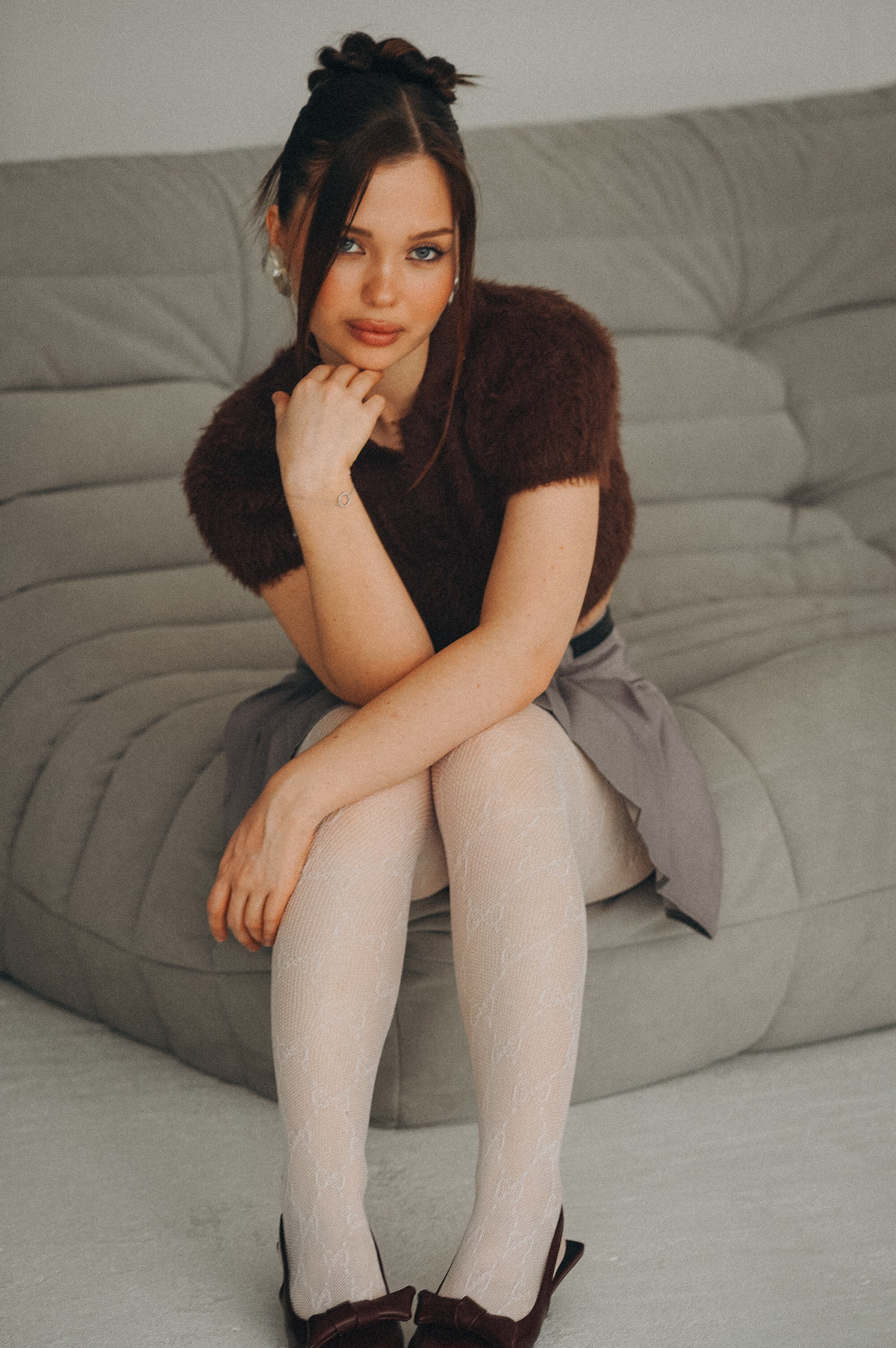 Kira. Я — Алёна и я фотографирую красиво (е)