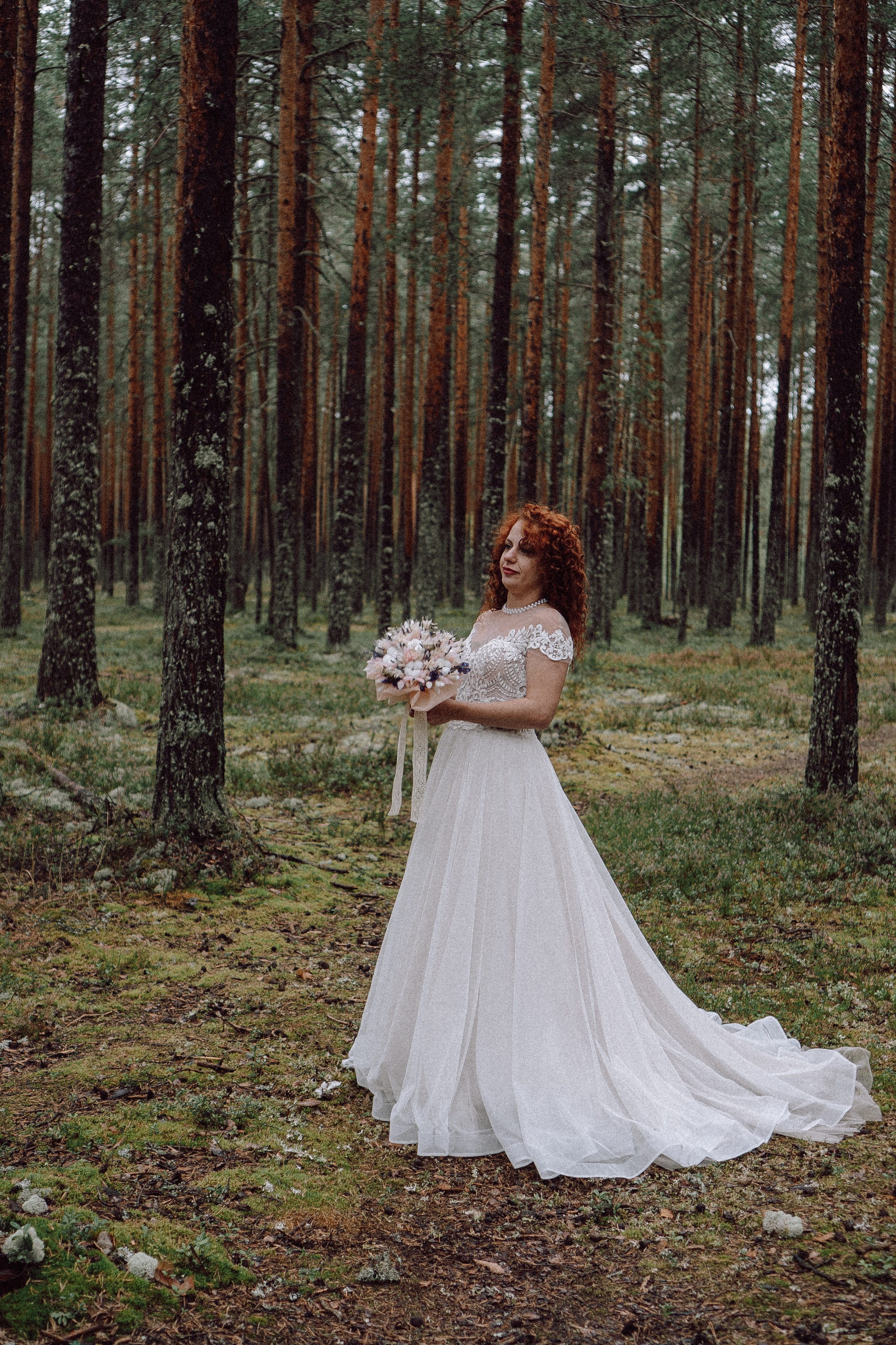 СВАДЕБНАЯ ФОТОСЕССИИЯ ПАРЫ В ГОРОДЕ ПРИОЗЕРСК В СОСНОВОМ ЛЕСУ И С ПИКАПОМ. Профессиональный фотограф, Санкт-Петербург — Виктория Богомолова