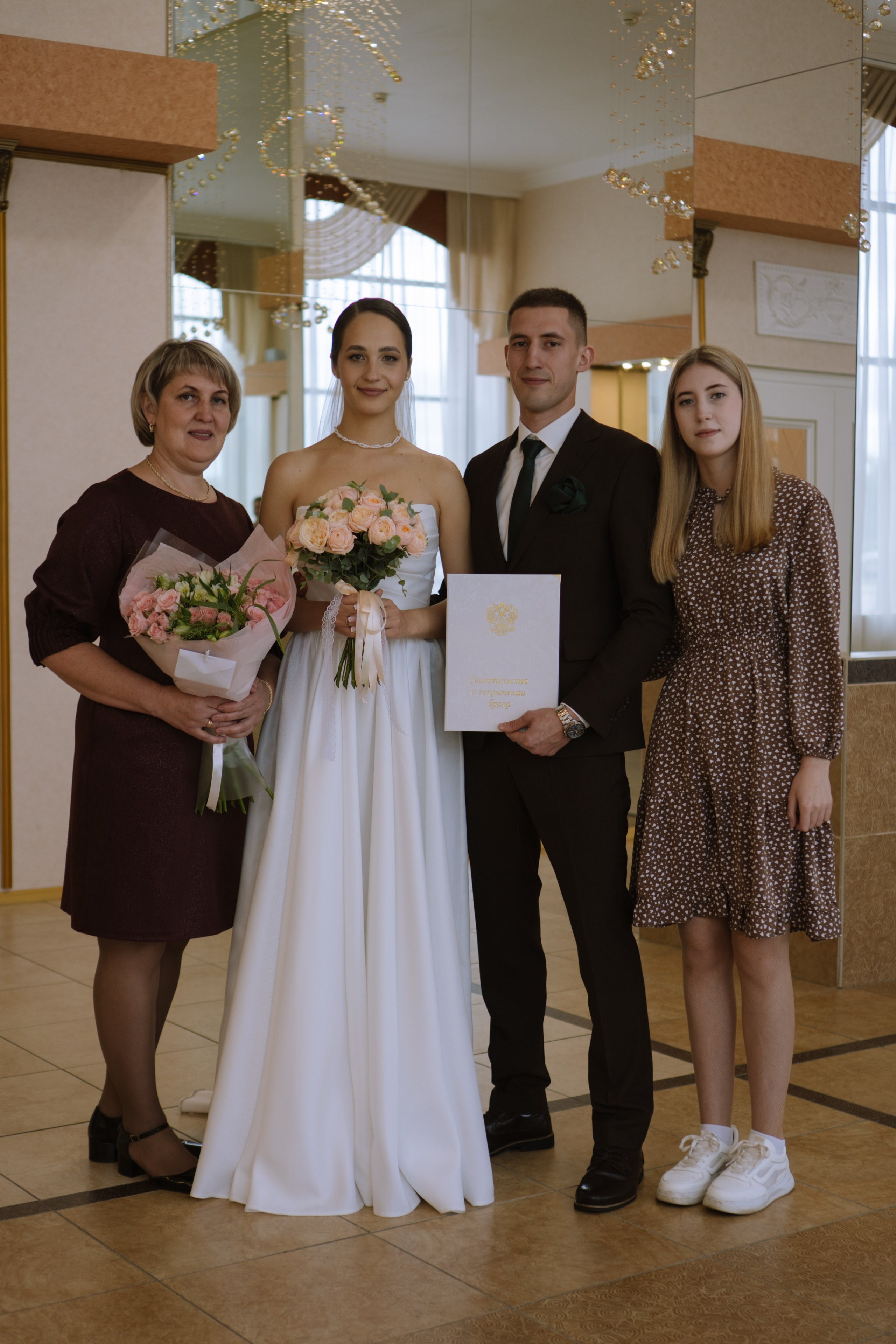 РЕПОРТАЖНАЯ СЬЕМКА В ЗАГСЕ. Профессиональный фотограф, Санкт-Петербург — Виктория Богомолова