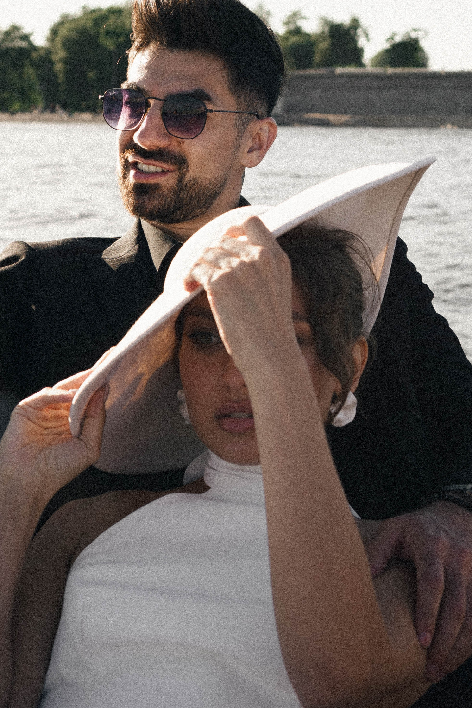 СВАДЕНБНАЯ СЬЕМКА НА КАТЕРЕ ПО КАНАЛАМ САНКТ-ПЕТЕРБУРГА И В АКВАТОРИИ НЕВЫ. Профессиональный фотограф, Санкт-Петербург — Виктория Богомолова