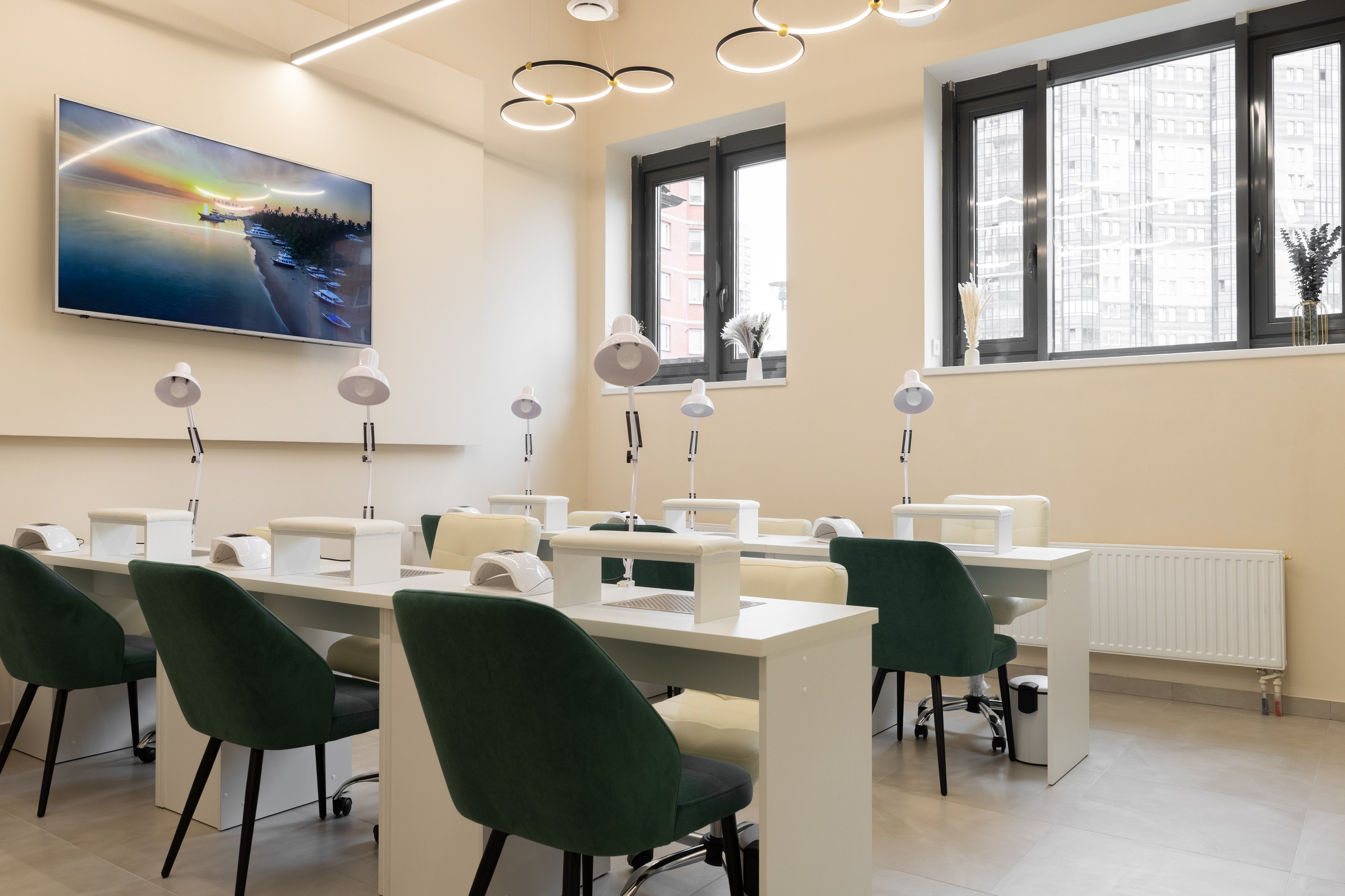 Бьюти-коворкинг на Парнасе. Интерьерный фотограф в Санкт-Петербурге Ксения Сорокина