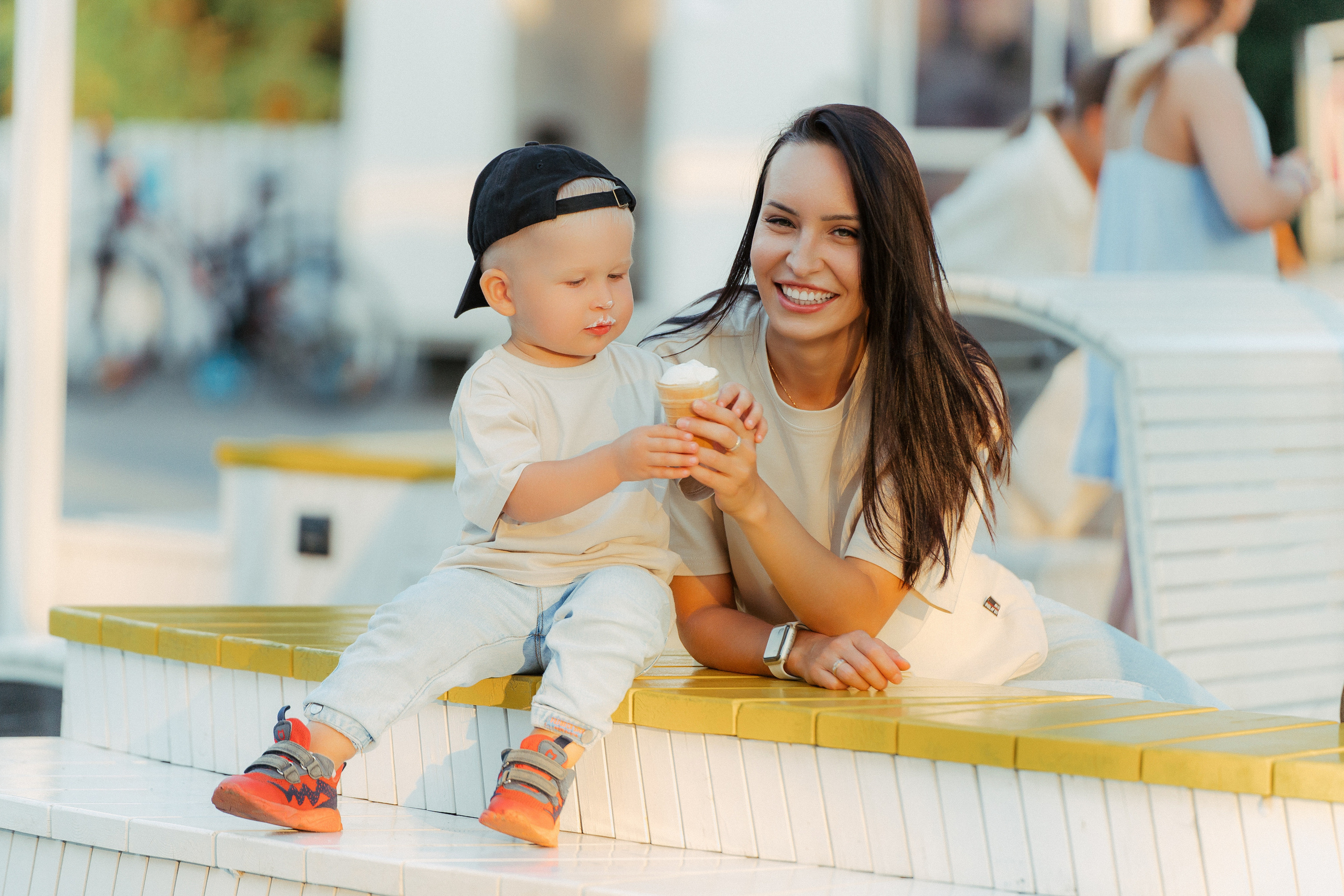 Мама с сыном в парке. Фотограф Никита Анкудинов. Москва — Чебоксары — Казань
