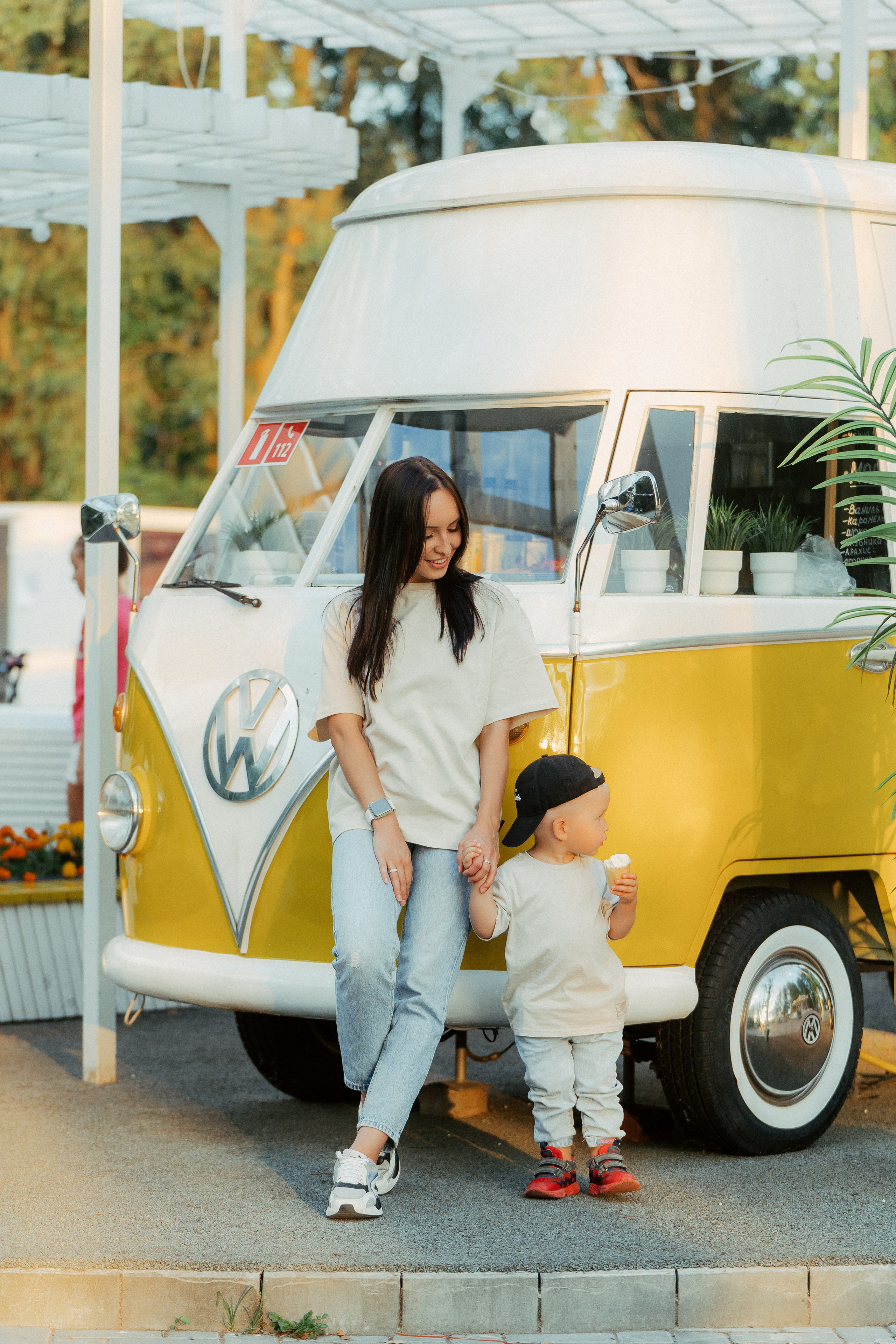 Мама с сыном в парке. Фотограф Никита Анкудинов. Москва — Чебоксары — Казань