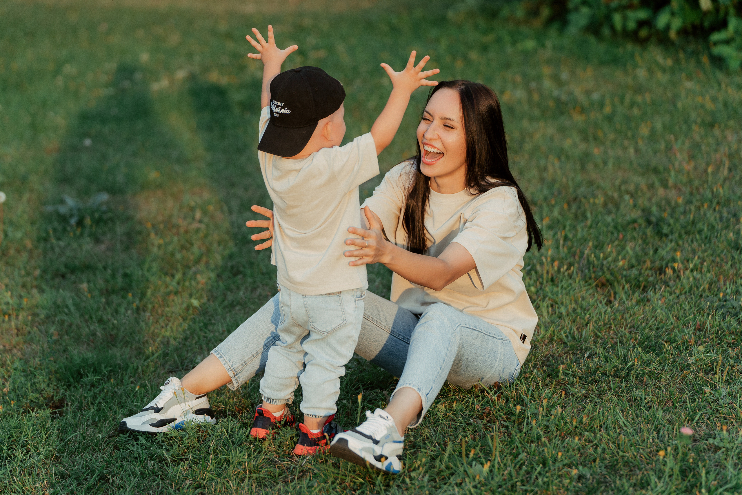 Мама с сыном в парке. Фотограф Никита Анкудинов. Москва — Чебоксары — Казань