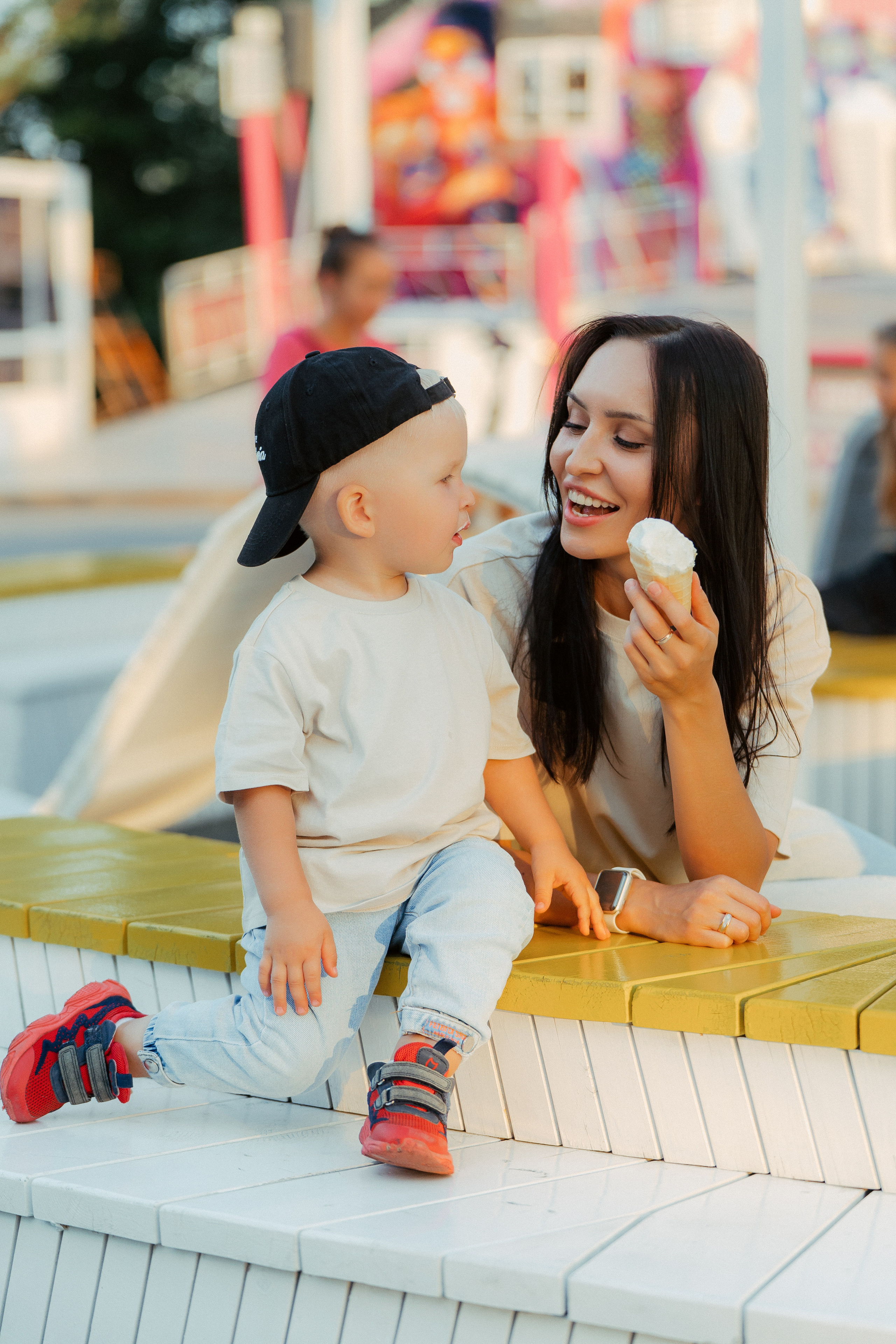Мама с сыном в парке. Фотограф Никита Анкудинов. Москва — Чебоксары — Казань