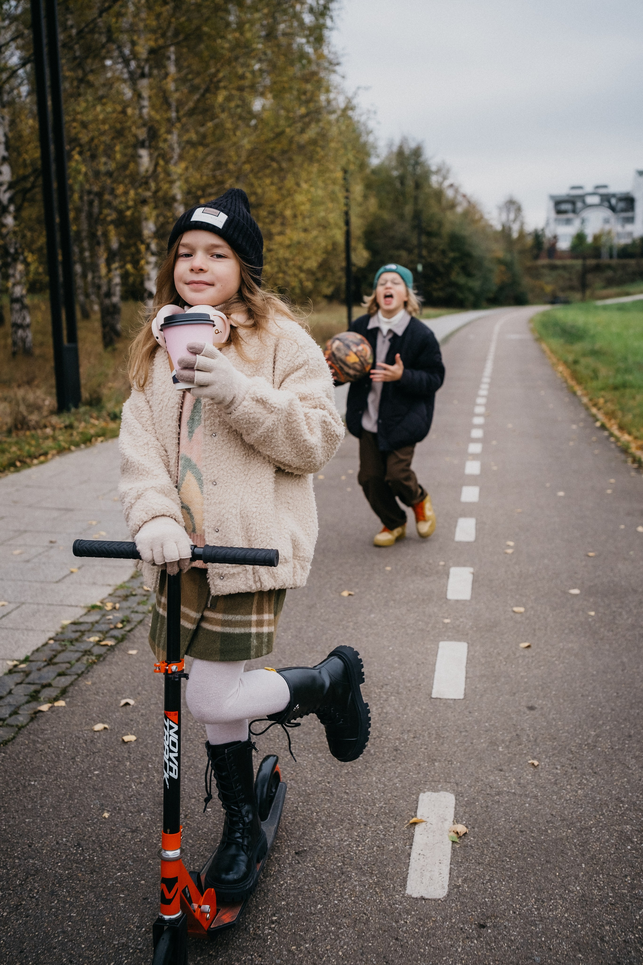 Даша с семьей (прогулка в парке). Фотограф Москва / Зеленоград — Наталья Петухова