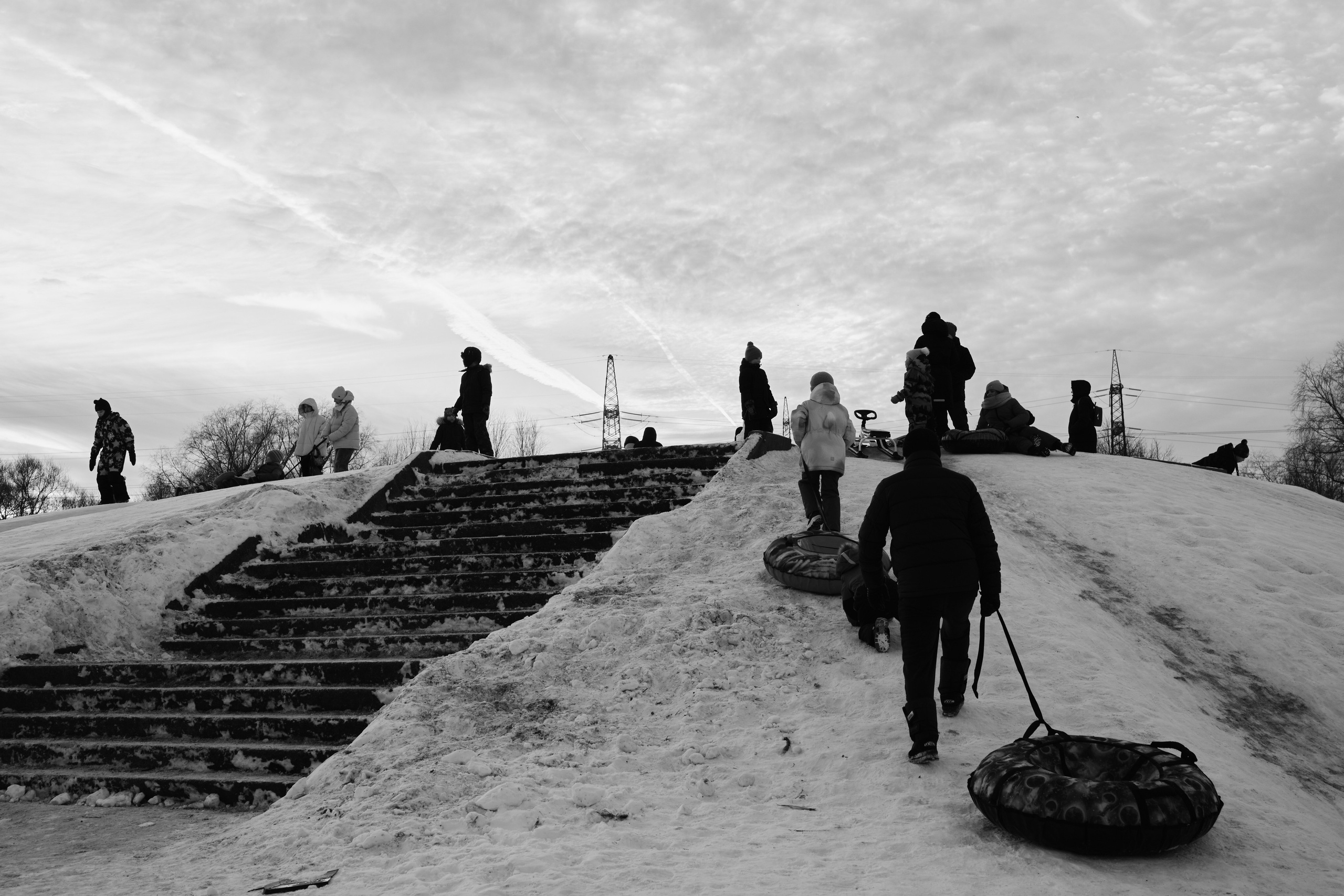 Зимний репортаж в Санкт-Петербурге — катание с горки | Филипп Линзин. Репортажный и портретный фотограф в Санкт-Петербурге Филипп Линзин