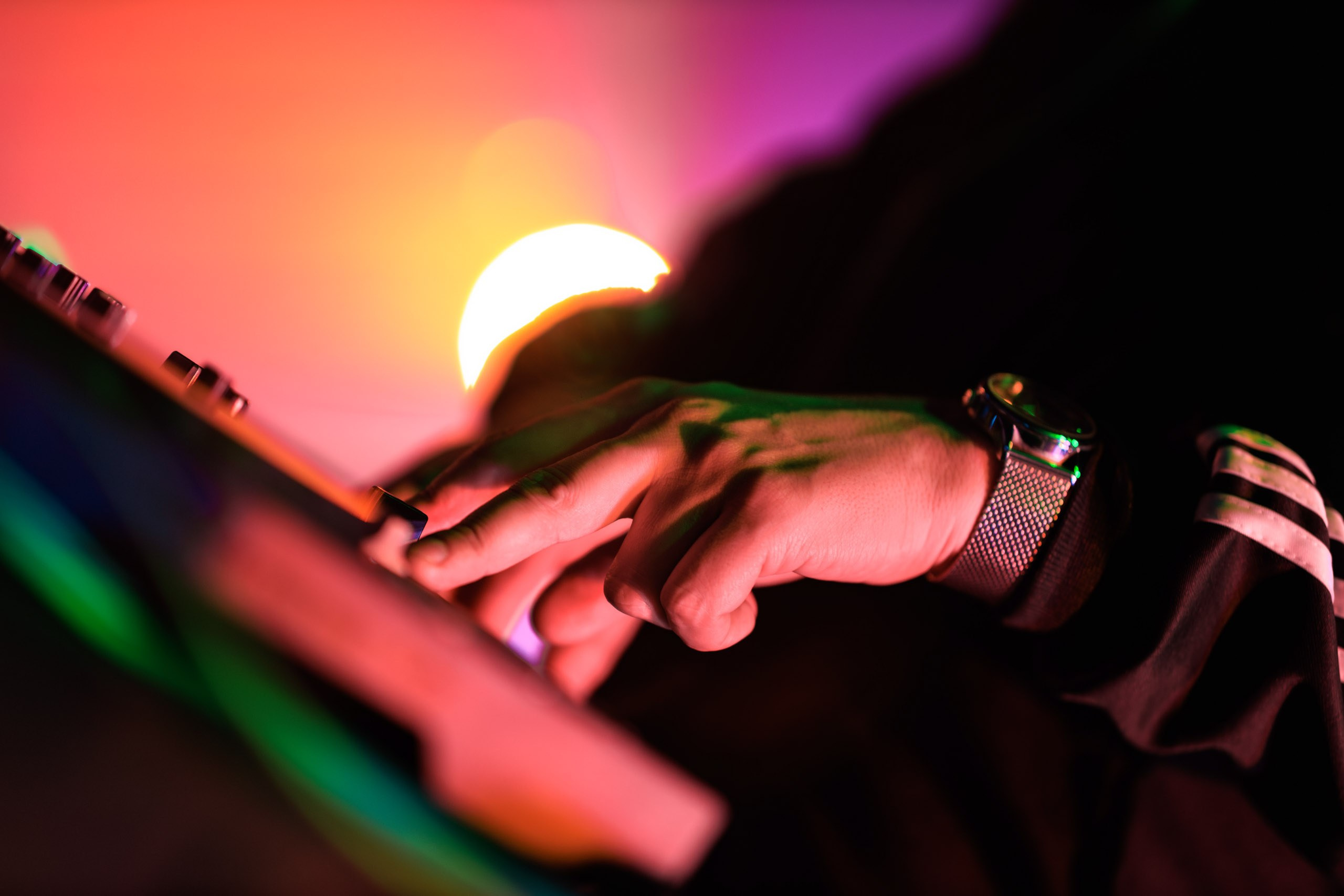 13.04.25 Вечно молодой. Репортажный фотограф Екатеринбург | Яркий, качественный репортаж | Концерты, клубы, репортаж, праздники, корпоративы