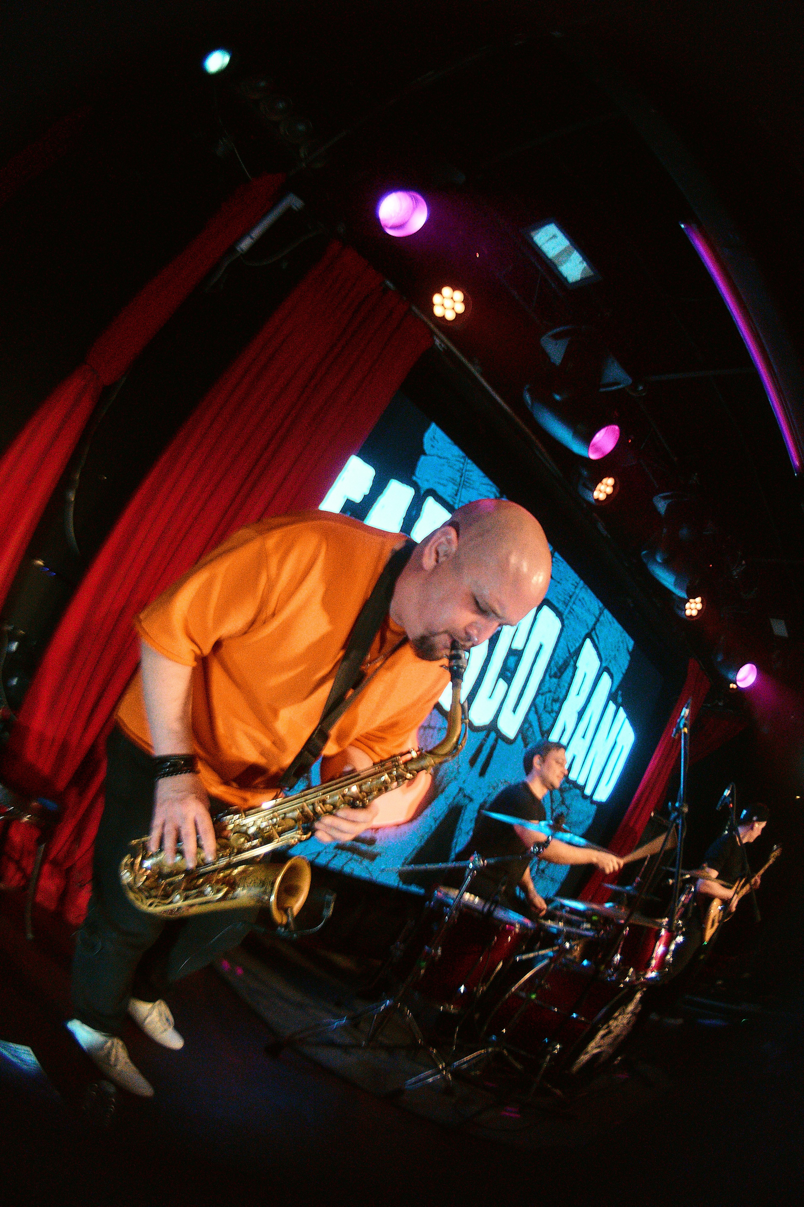 ТАБАСКО БЭНД — 16 ТОНН. Фотография для артистов