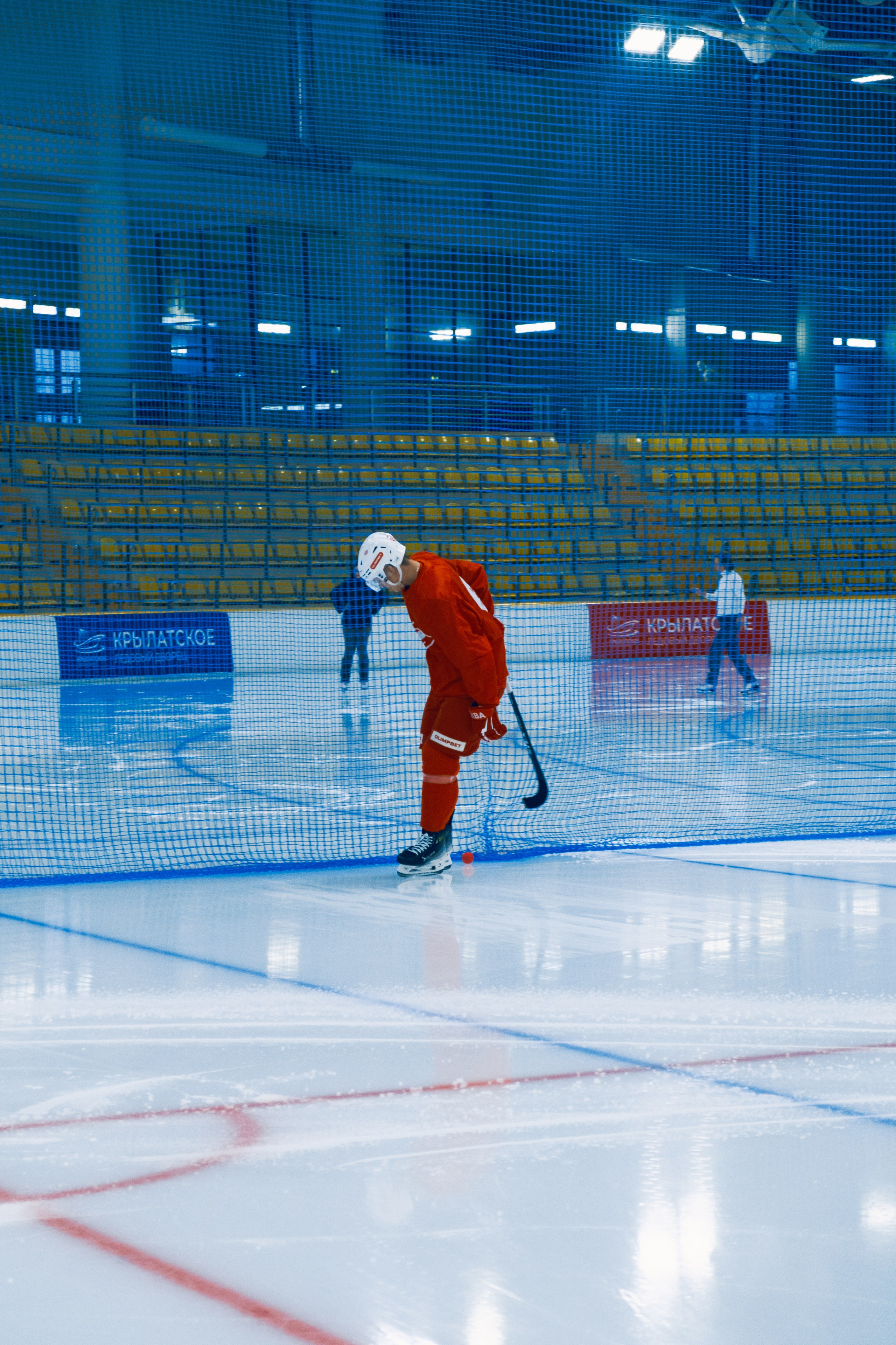 Sport. Photographer in Moscow with a night vibe of photos