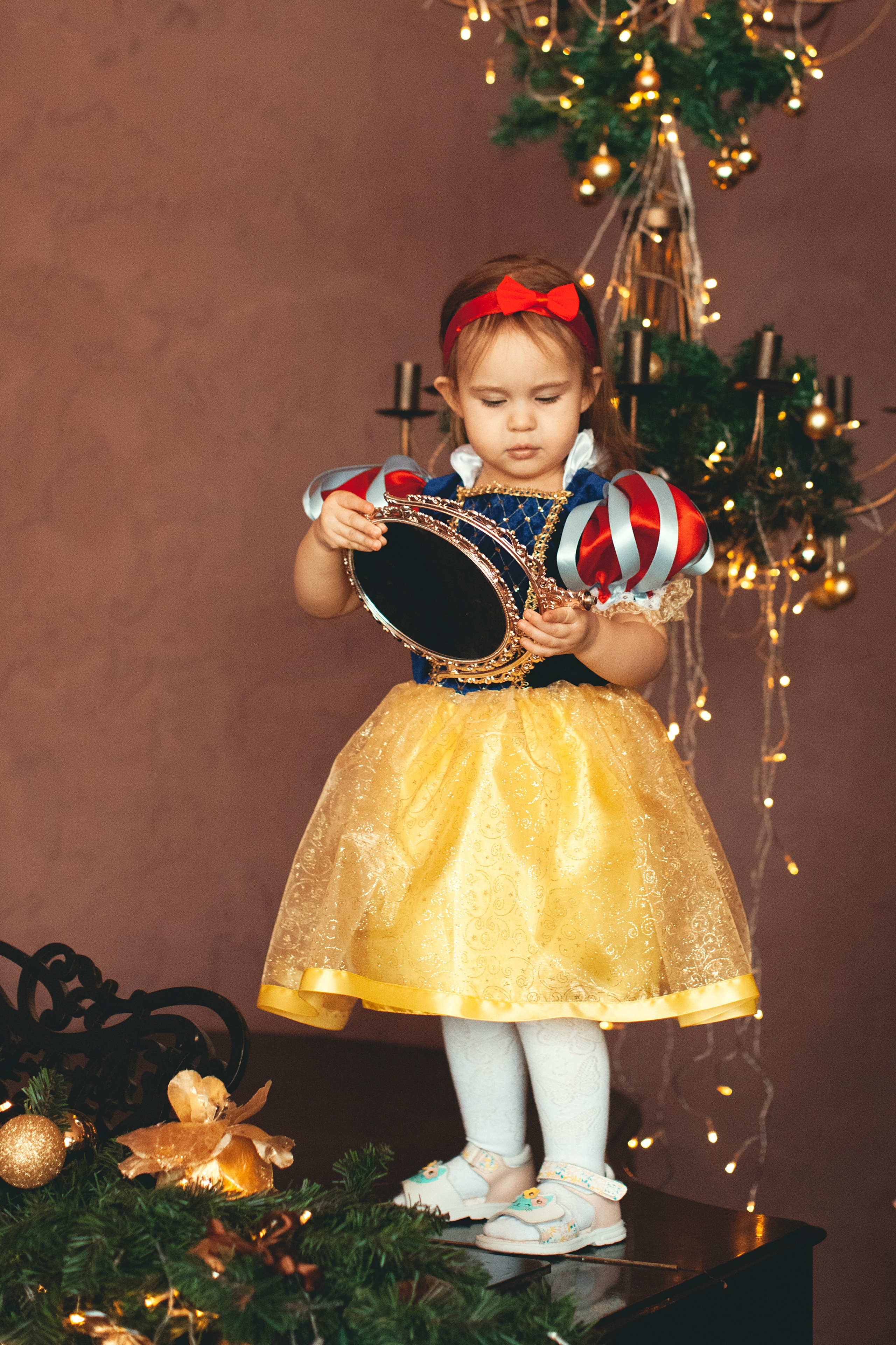 Новогодняя семейная фотосессия в студии. Фотограф Ольга Ефремова