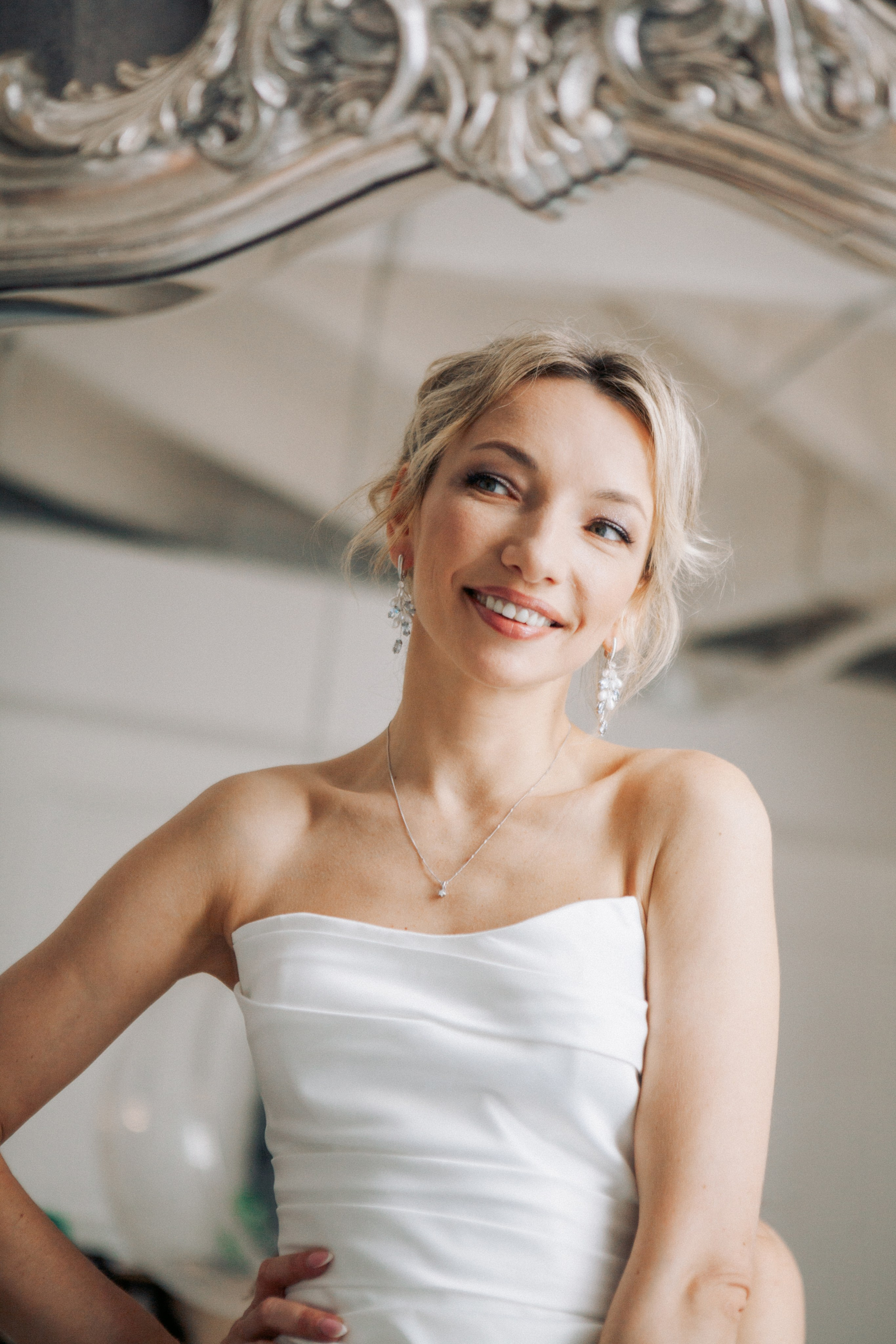 Утро невесты и фотосессия в гостинице radisson collection hotel moscow бывшая гостиница украина. Фотограф Ольга Ефремова