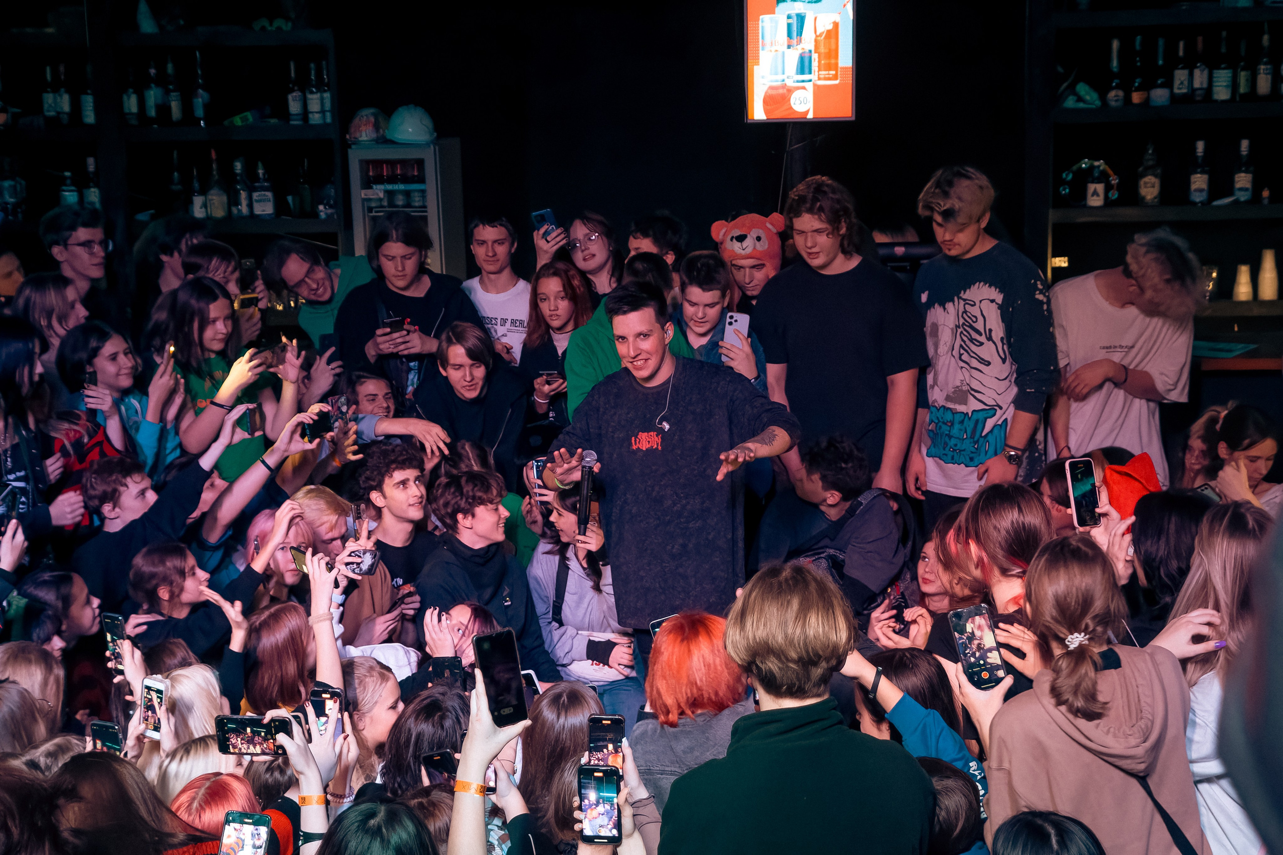 Концерт Мазелова. Фотограф Артём Ющенко