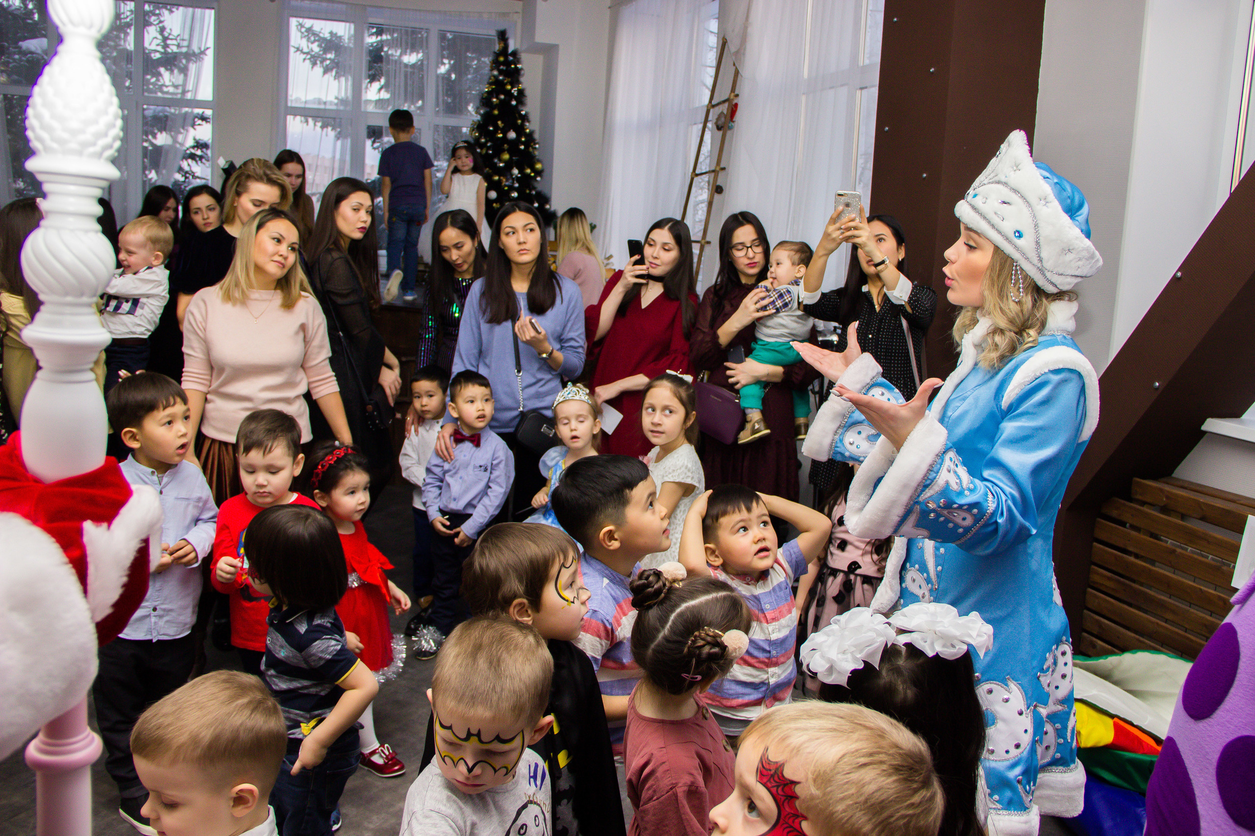 23.12.2018 Новогодний утренник в Monochrome. Свадебный и Семейный фотограф Свекрова Ольга