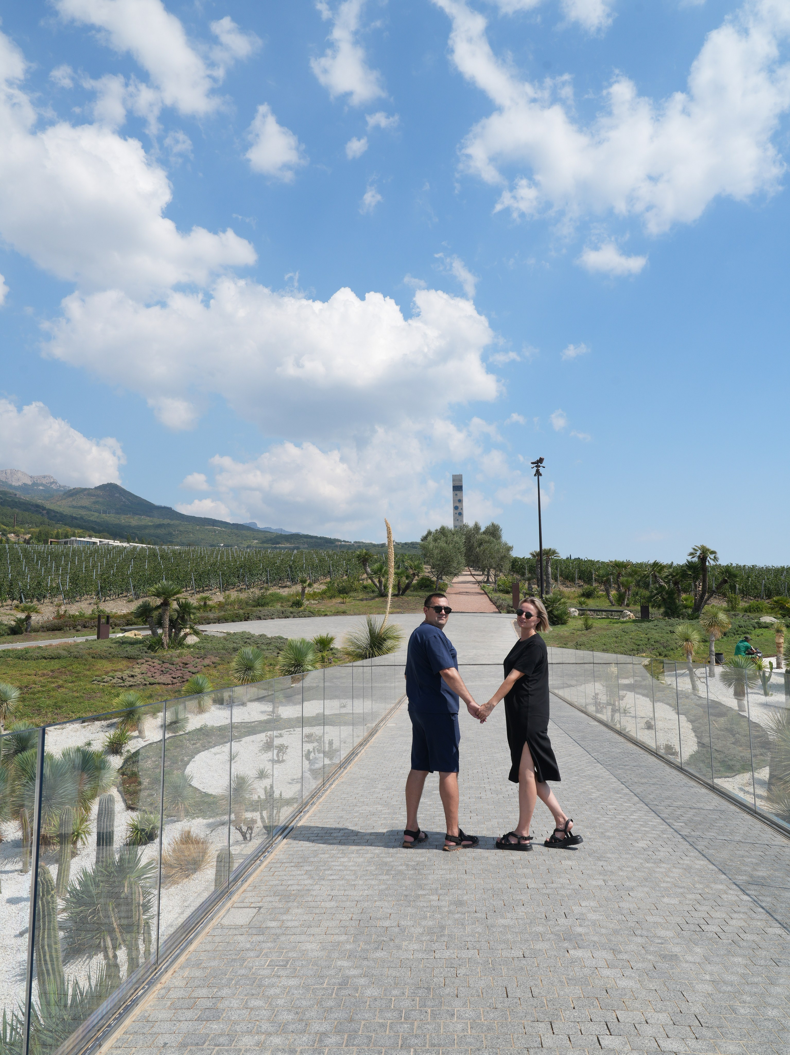 Семейная прогулка 4 человека. Свадебный фотограф Виктория Роса