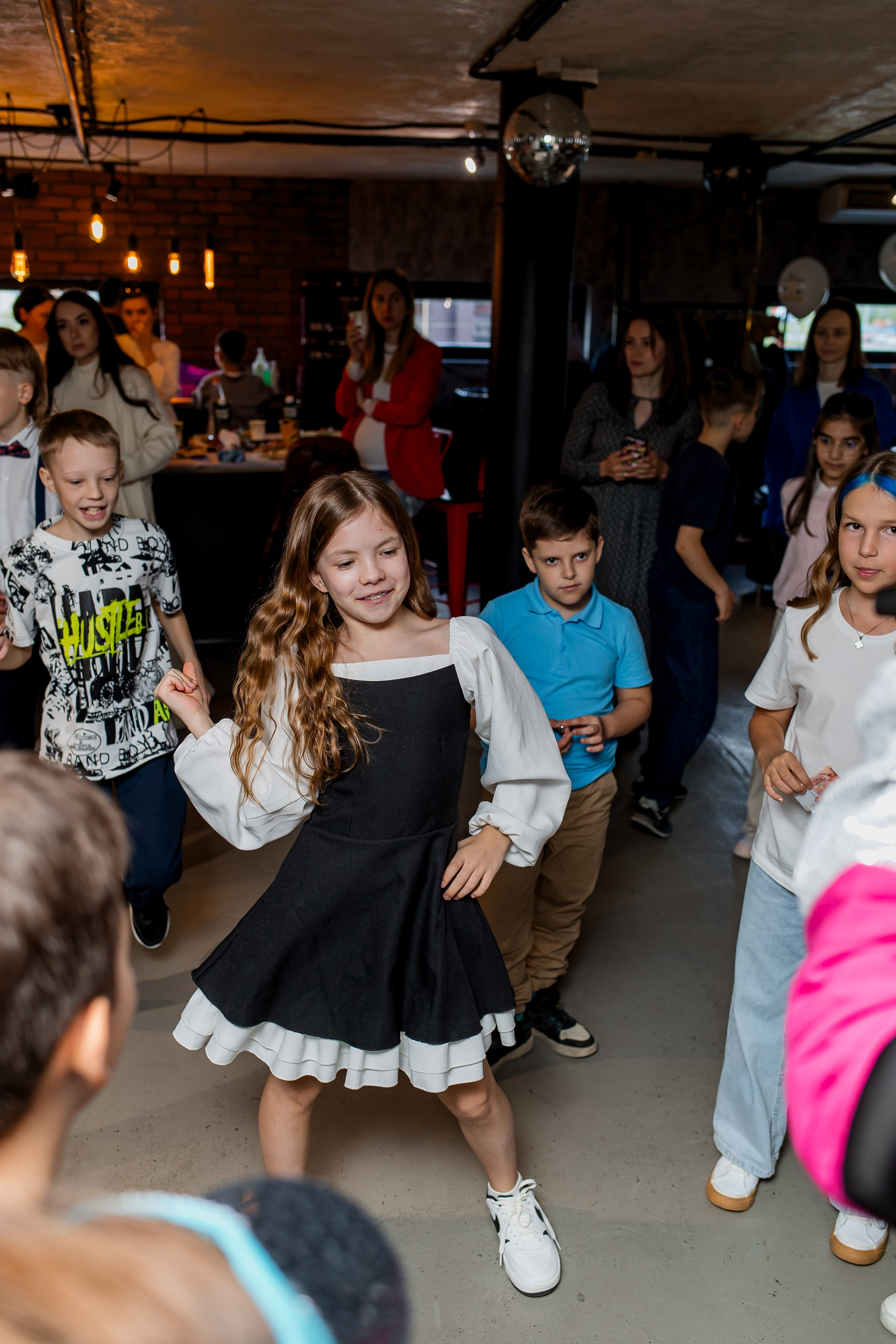 Выпускной 4 класс. Фотограф в Москве Авдеева Мария