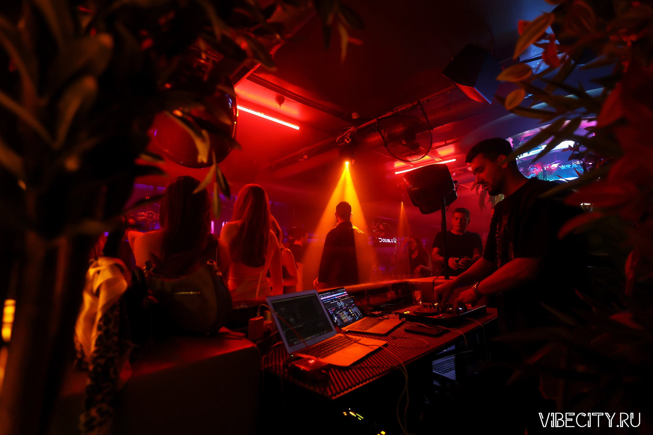 DOUBLE U. VIBECITY.RU Вайб Сити Ру Фоторепортажи Фотоотчеты Калининград