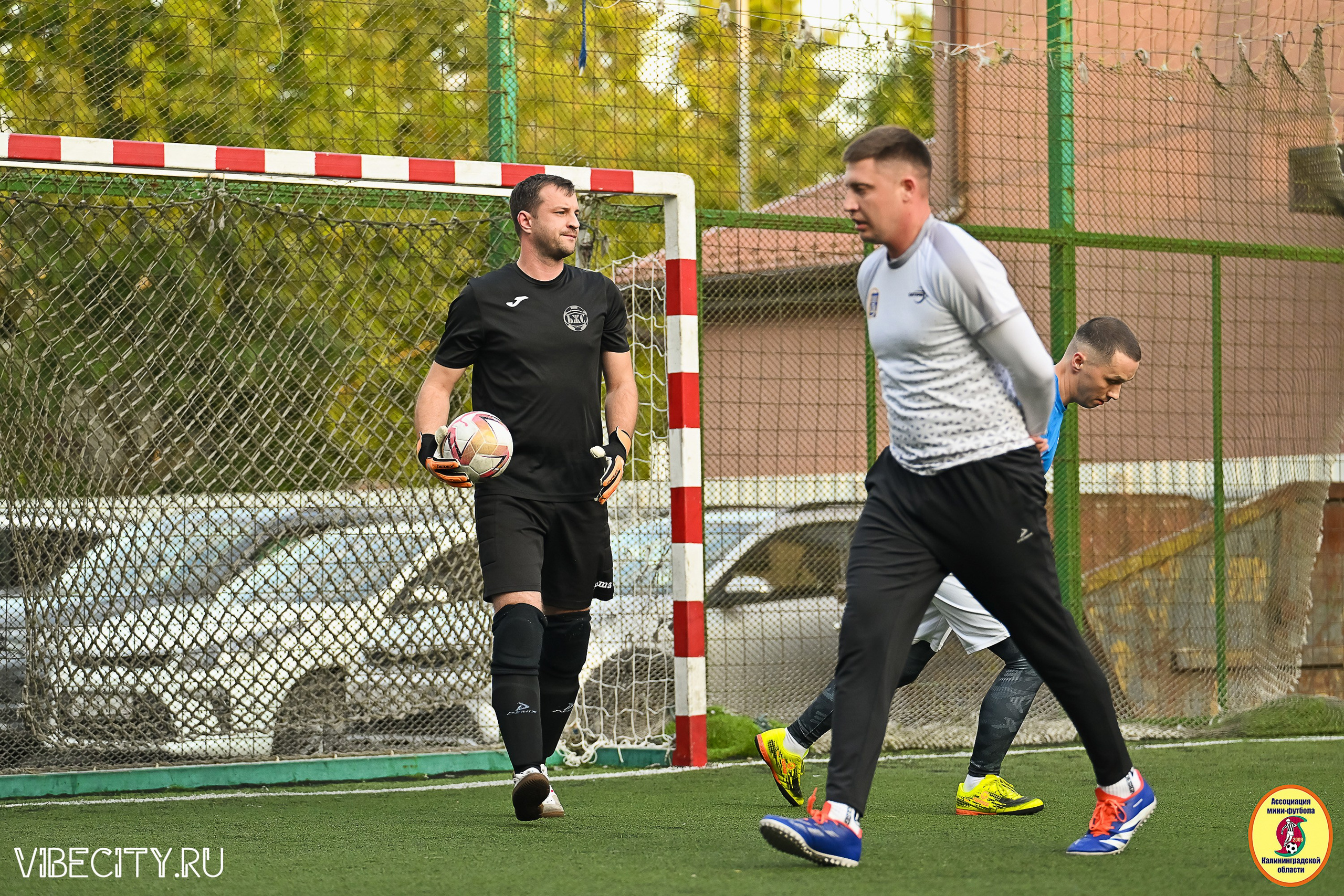 ИГРЫ ПЛЕЙ-ОФФ ПЕРВОГО ДИВИЗИОНА МИНИ-ФУТБОЛЬНОЙ ЛИГИ. VIBECITY.RU Вайб Сити Ру Фоторепортажи Фотоотчеты Калининград