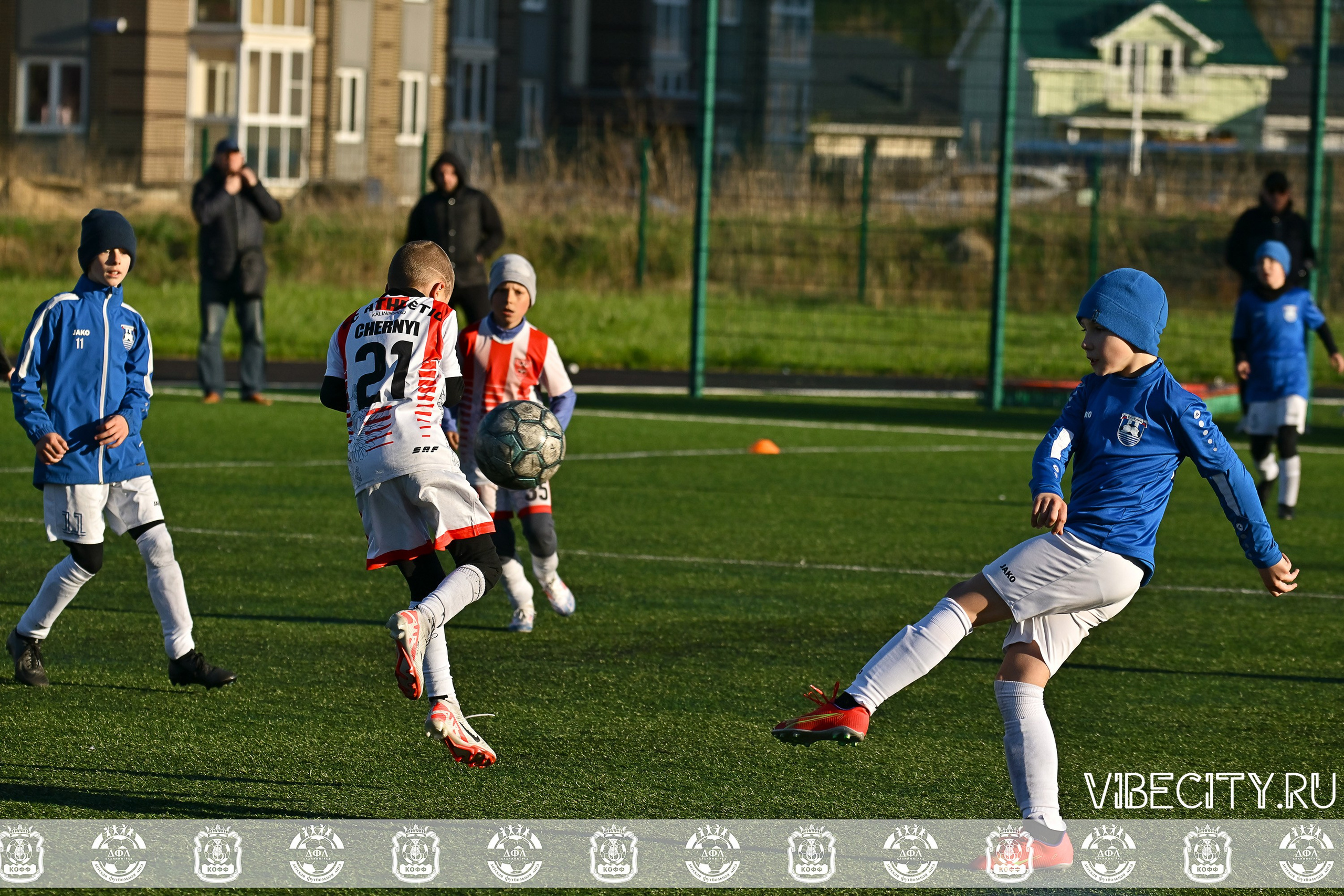 XIV ВСЕРОССИЙСКИЙ ФУТБОЛЬНЫЙ ФЕСТИВАЛЬ «ЗАГРУЗИ СЕБЯ ФУТБОЛОМ!». VIBECITY.RU Вайб Сити Ру Фоторепортажи Фотоотчеты Калининград