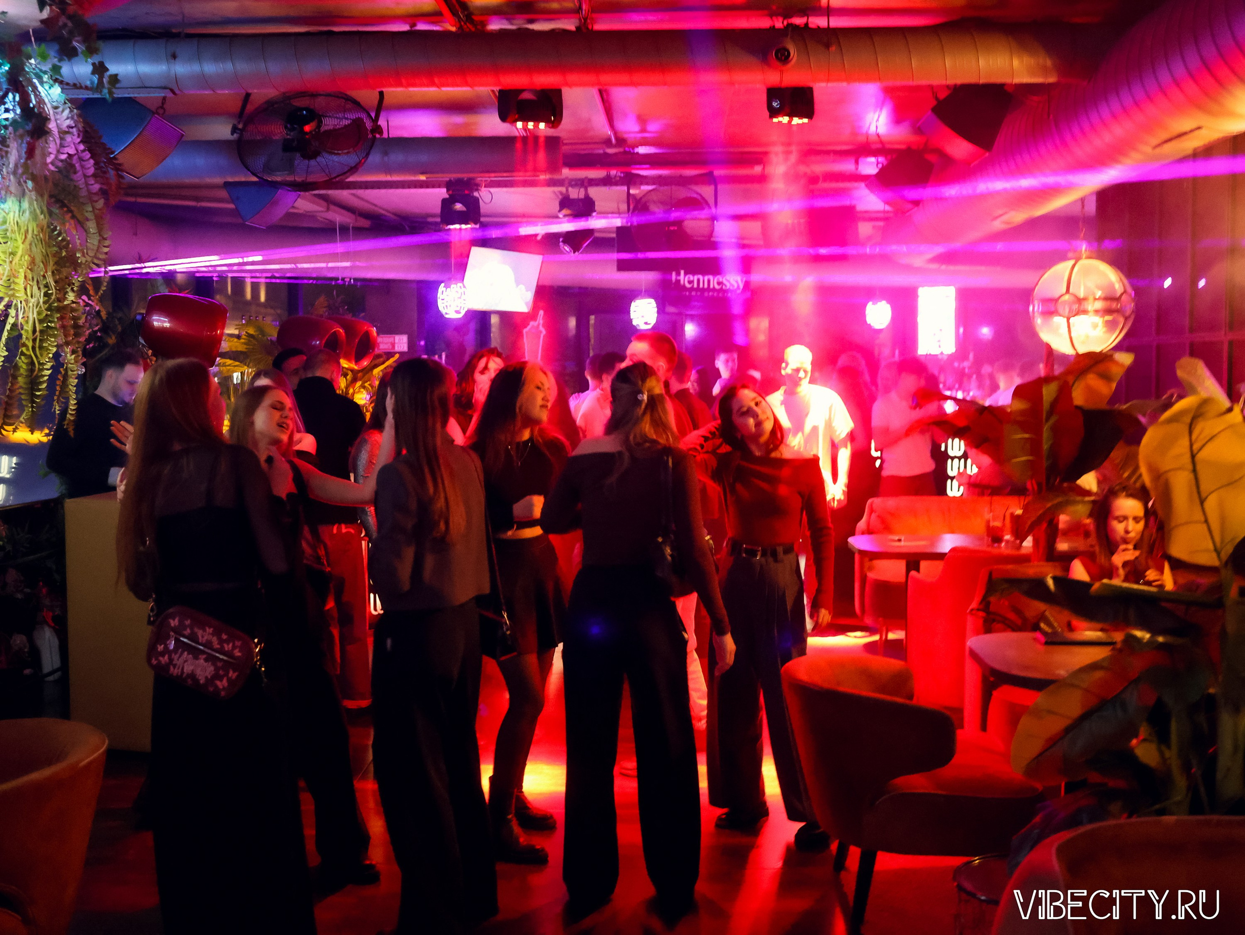 DOUBLE U. VIBECITY.RU Вайб Сити Ру Фоторепортажи Фотоотчеты Калининград