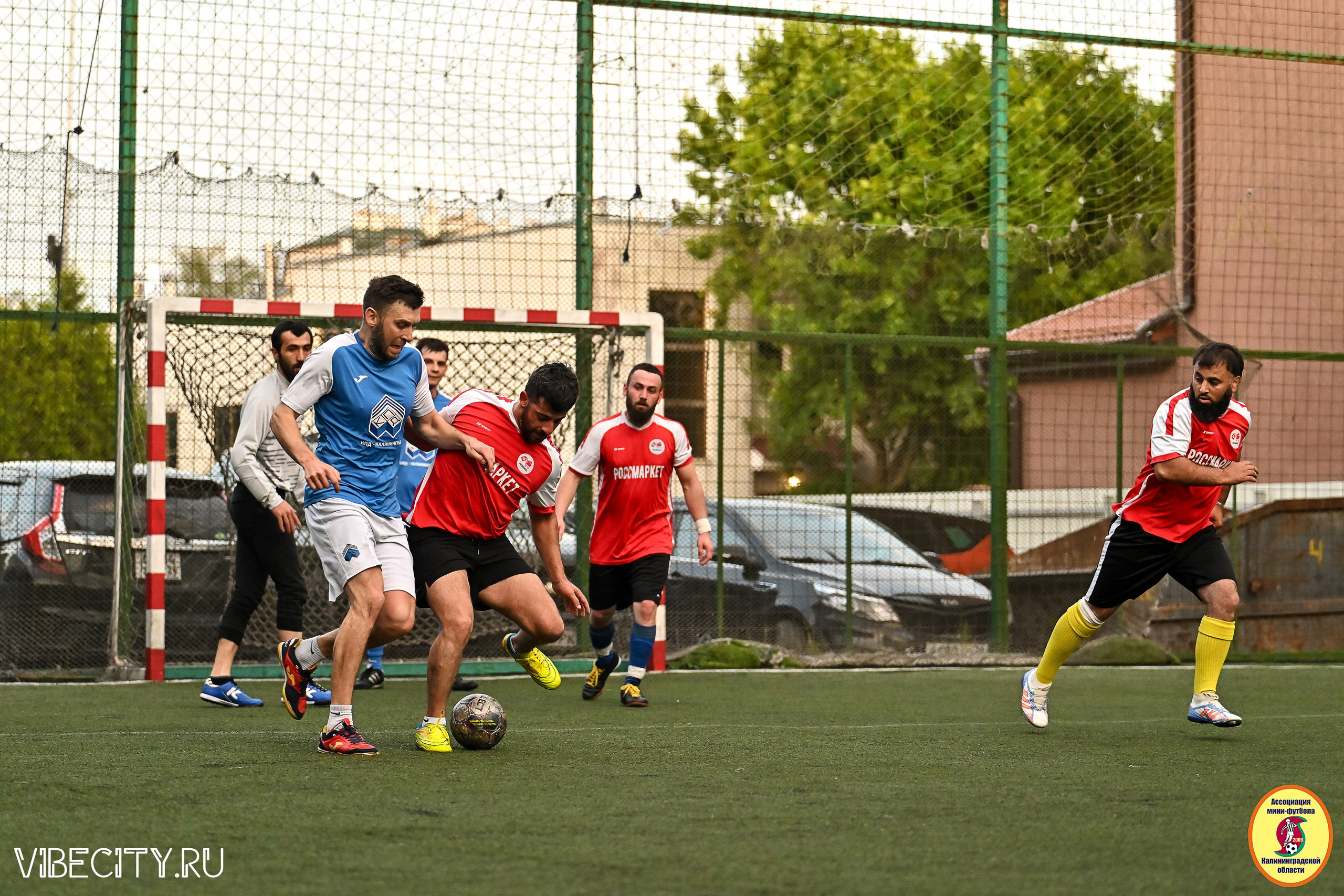 ИГРЫ МИНИ-ФУТБОЛЬНОЙ И КОРПОРАТИВНОЙ ЛИГИ. VIBECITY.RU Вайб Сити Ру Фоторепортажи Фотоотчеты Калининград