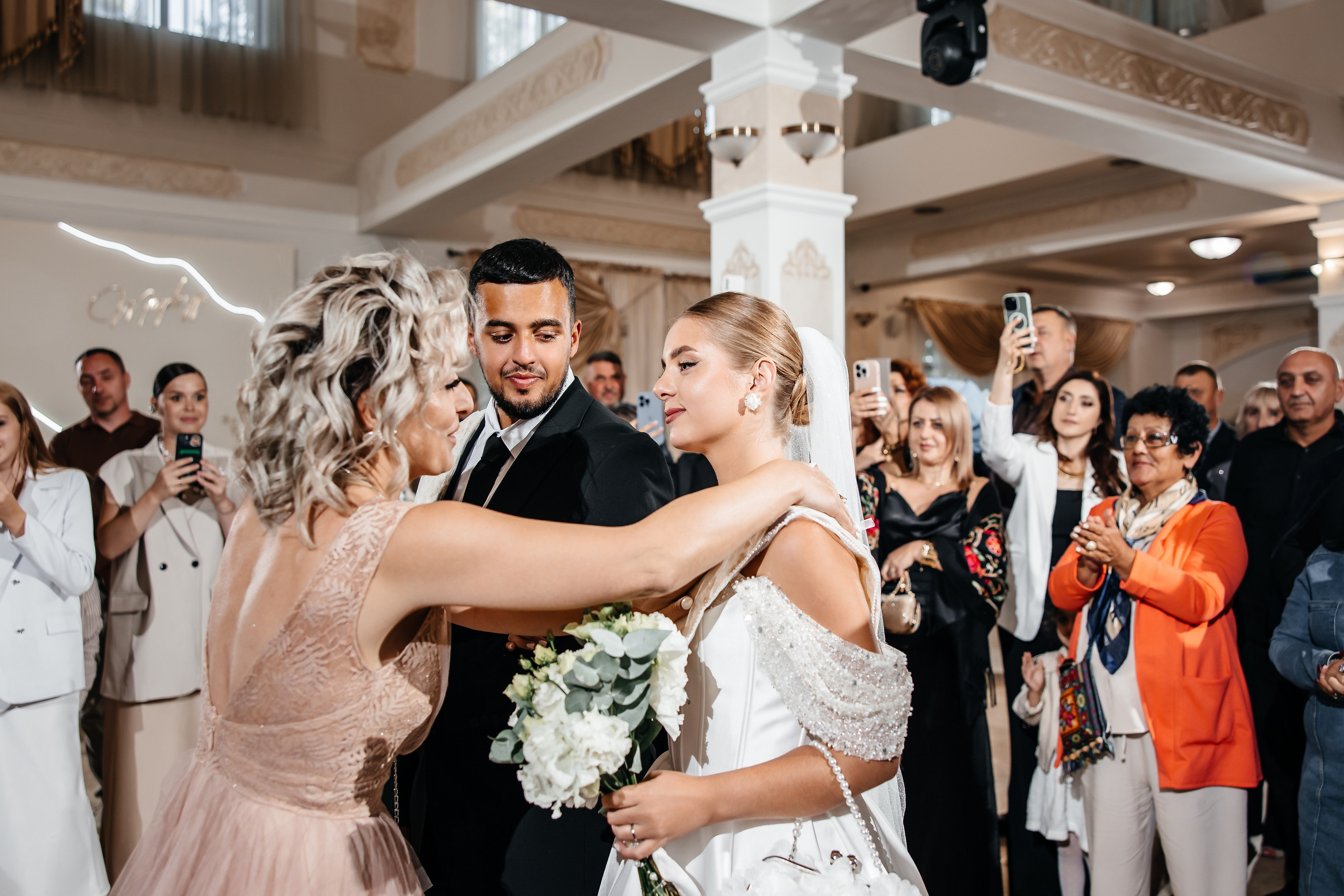 Анонс свадьбы для Арсена и Дианы. Свадебный фотограф в Крыму и Севастополе Ольга Баскакова