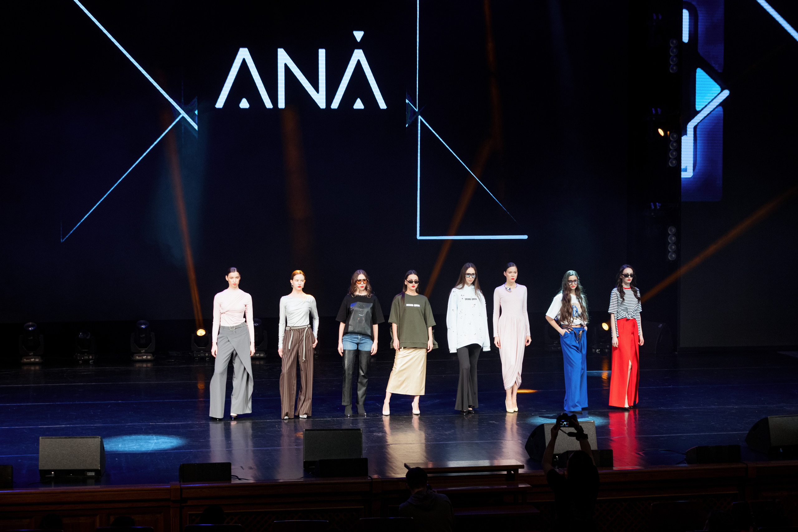 Конференция моды и дизайнеров — ТОЧКИ РОСТА 2026. СВОИ. ФОТООТЧЕТЫ-СОБЫТИЯ-МЕСТА