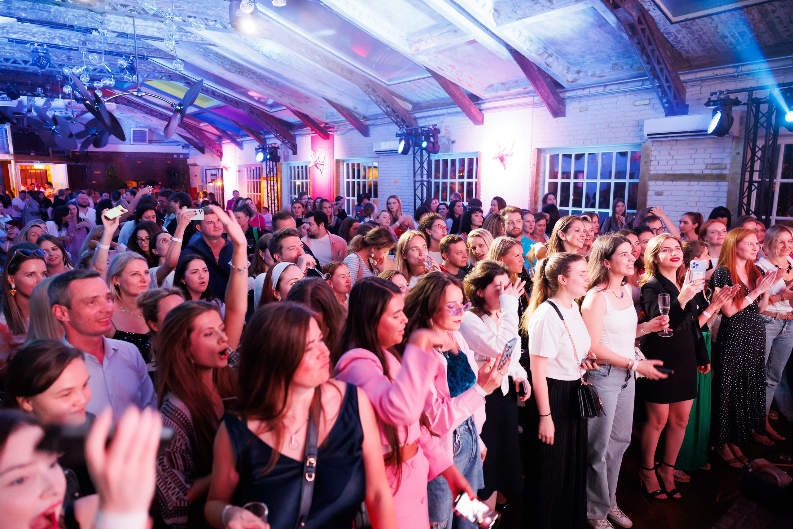 EVEREST VIBE good vibes only 16.08.2023. EVEREST PHOTO REPORT