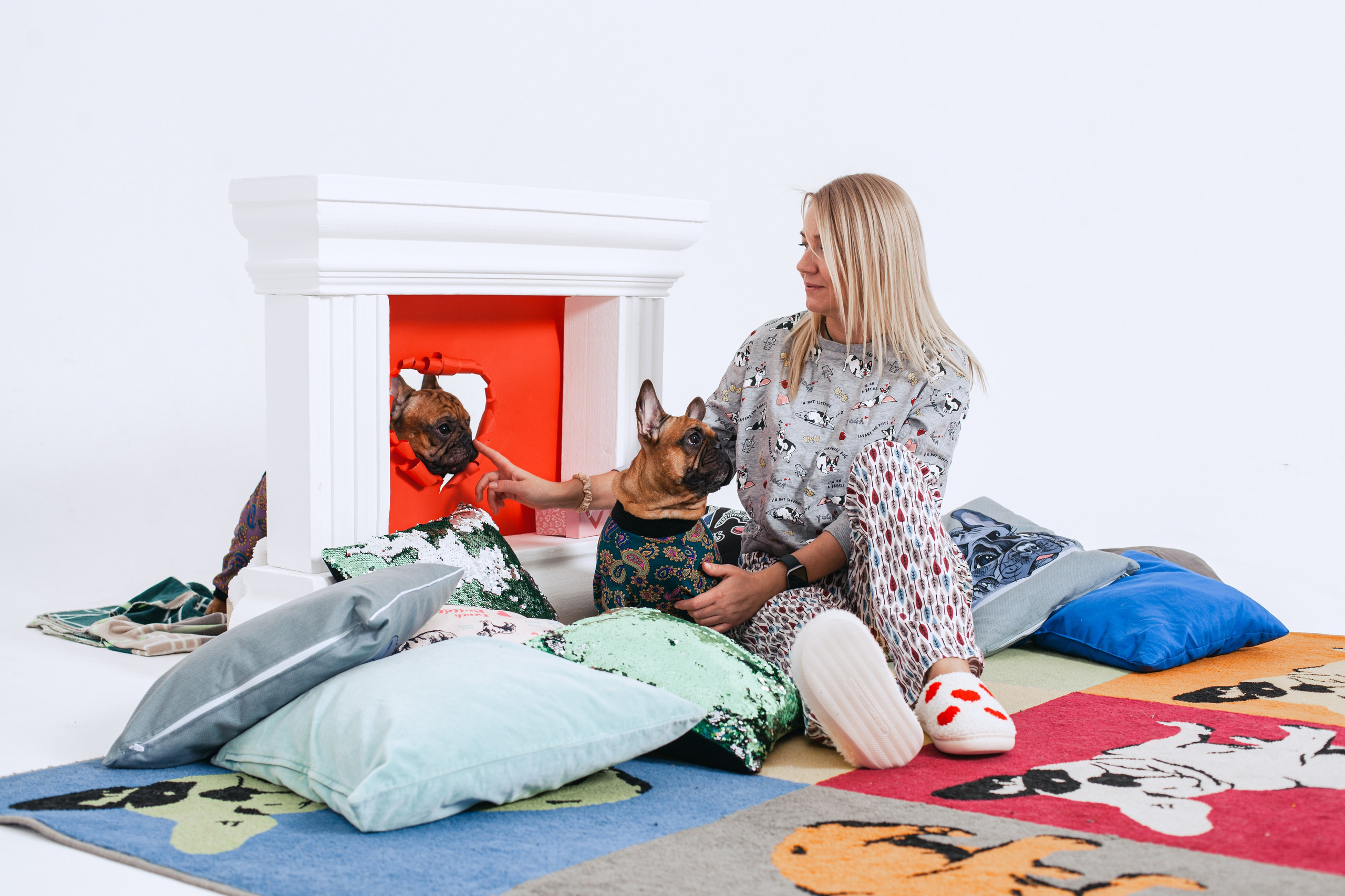 Пижамная вечеринка французских бульдогов и их хозяев. Фотограф-анималист Татьяна Степанова