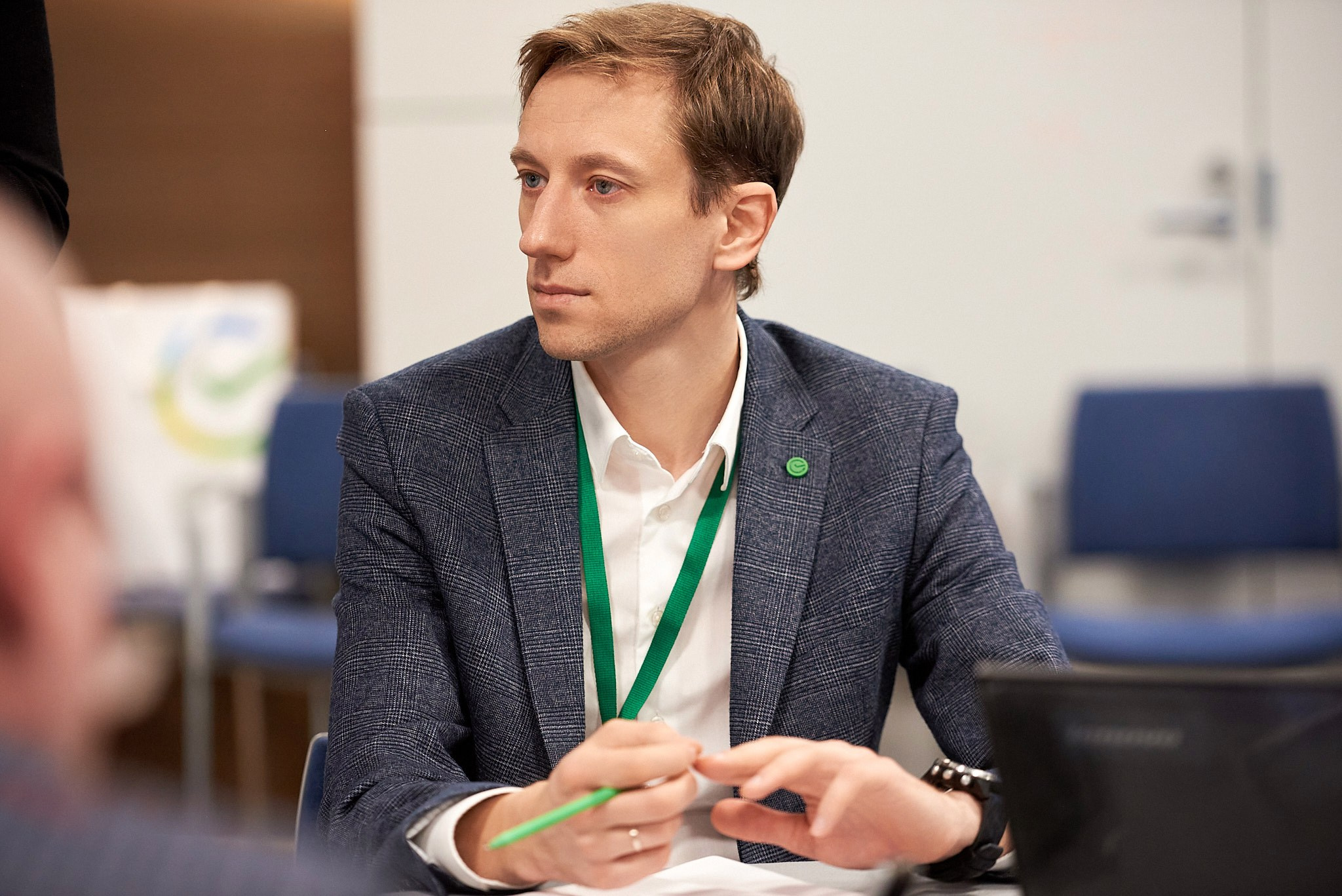 Дизайн-сессия ИИ трансформации Санкт-Петербурга. Иван Ступа, репортажный фотограф в Санкт-Петербурге и Ленинградской области