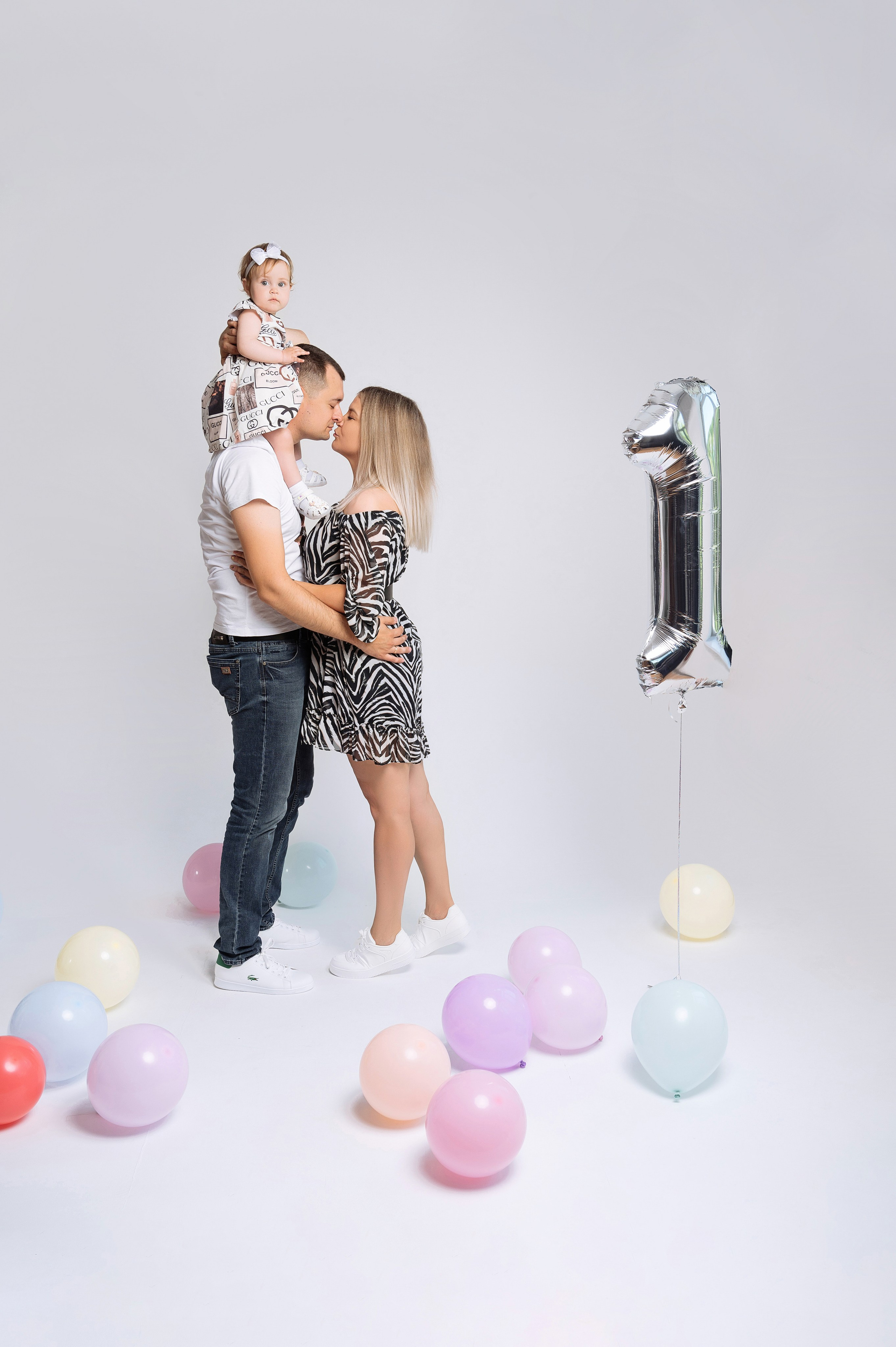 Алена и Дима 1 год доче. Свадебный и семейный фотограф в Находке и Владивостоке