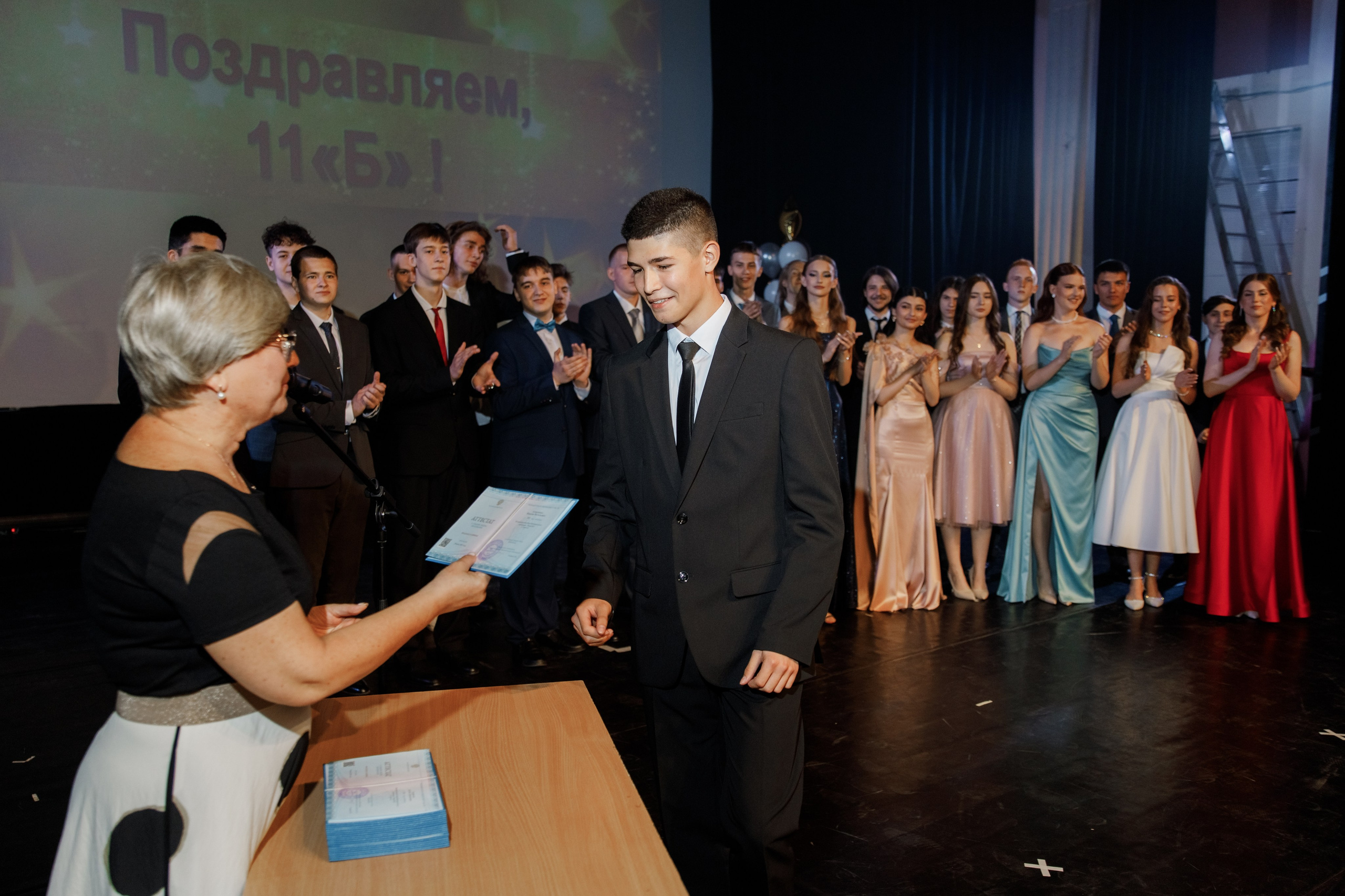 Выпускной_2025. Фотограф Илья Чудин в Саратове