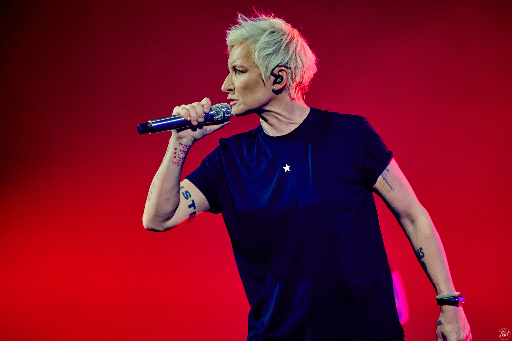 Диана Арбенина и Ночные Снайперы. Фотографии отовсюду и обо всем