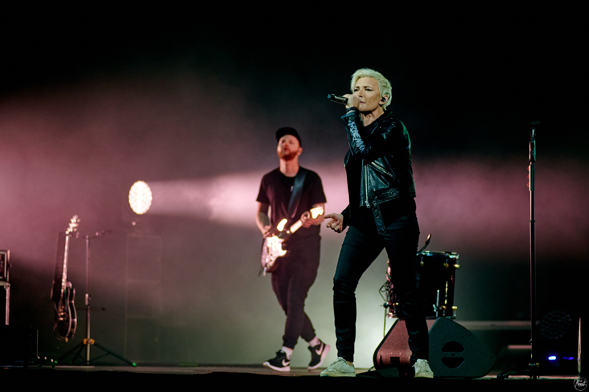 Диана Арбенина и Ночные Снайперы. Фотографии отовсюду и обо всем