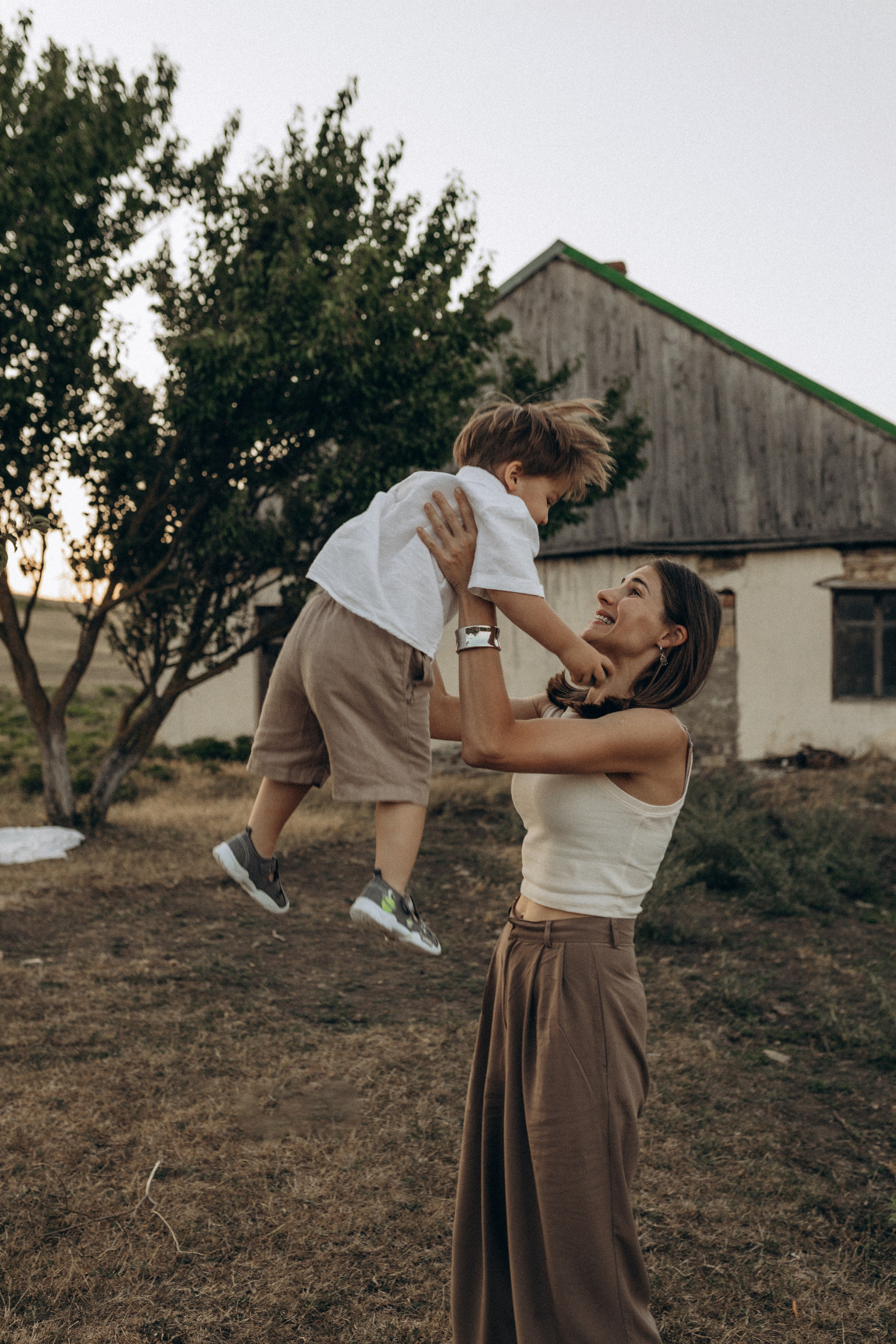 Миша Таня и Лев на ферме. Семейный фотограф в Новороссийске и Анапе Александра Яковлева