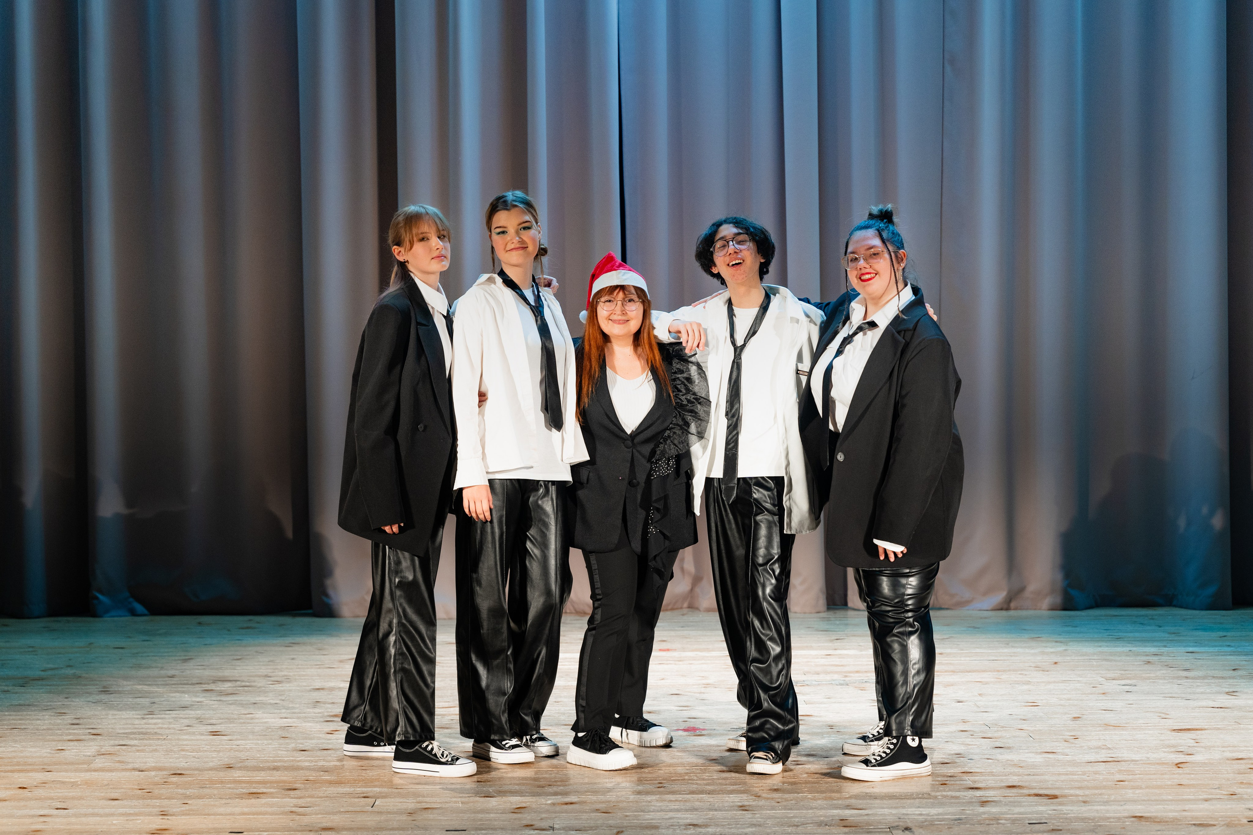 Концерт ДК Буривестник. Фотограф Никита Комаров