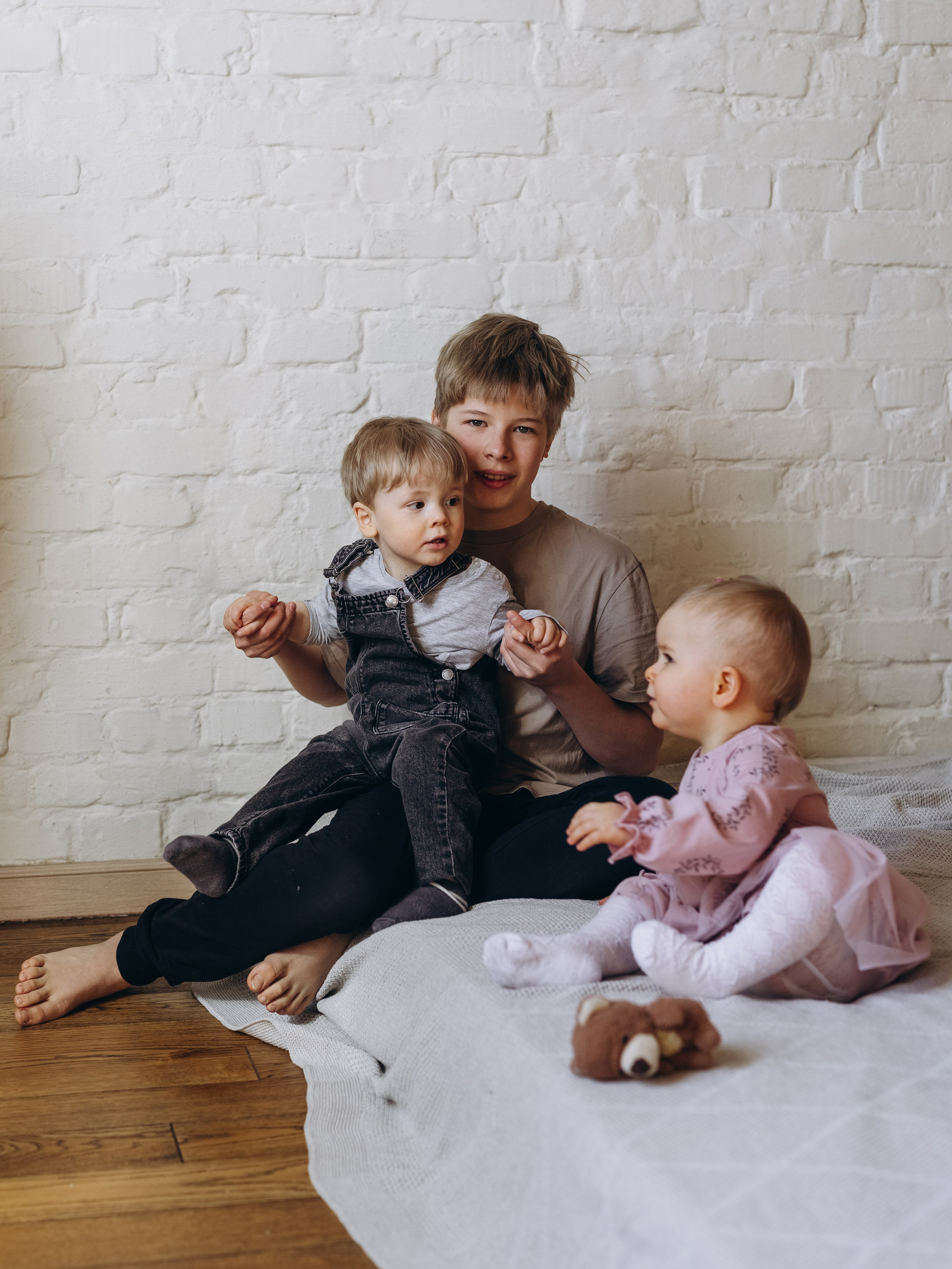 Сёстры — братья. Фотограф Людмила Оюн