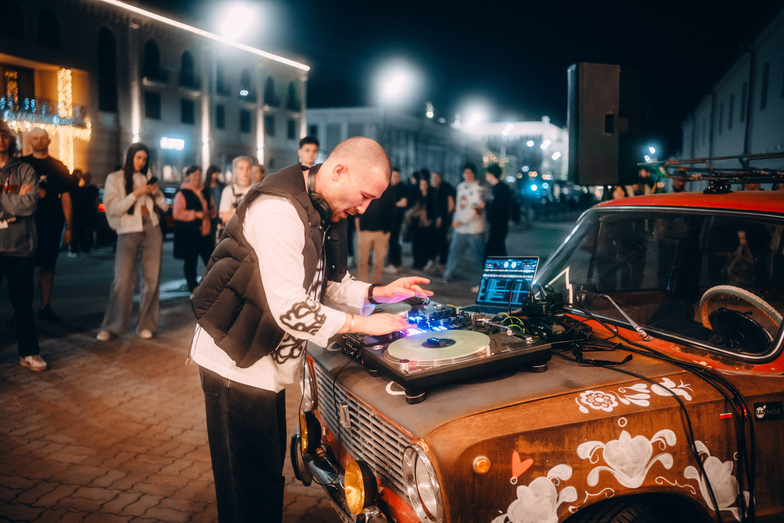 Cars & Coffee Season Opening 2025. Felixtones