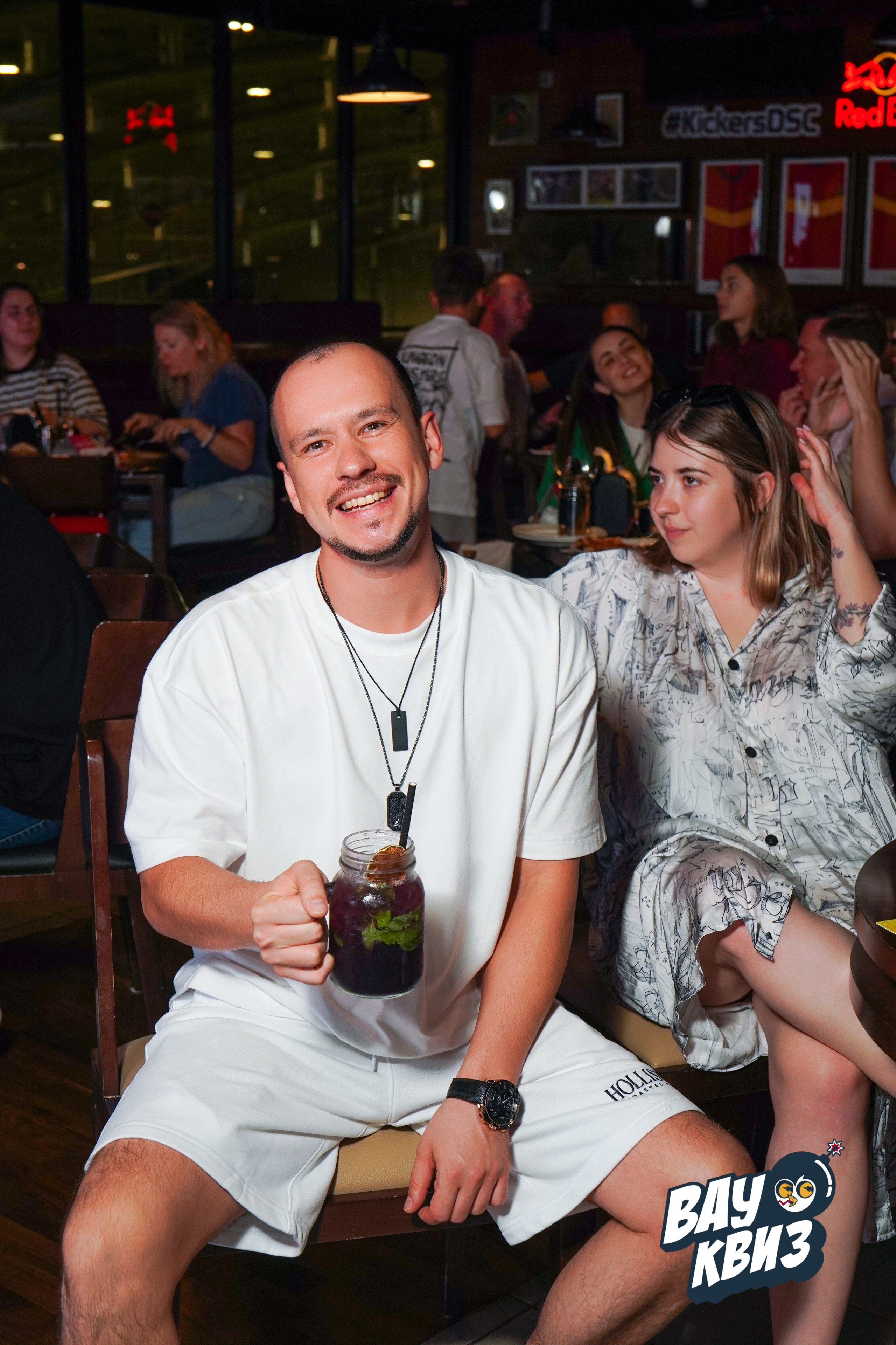 WOW QUIZ DUBAI. Фото | Видео Контент Мишель Ватаманюк