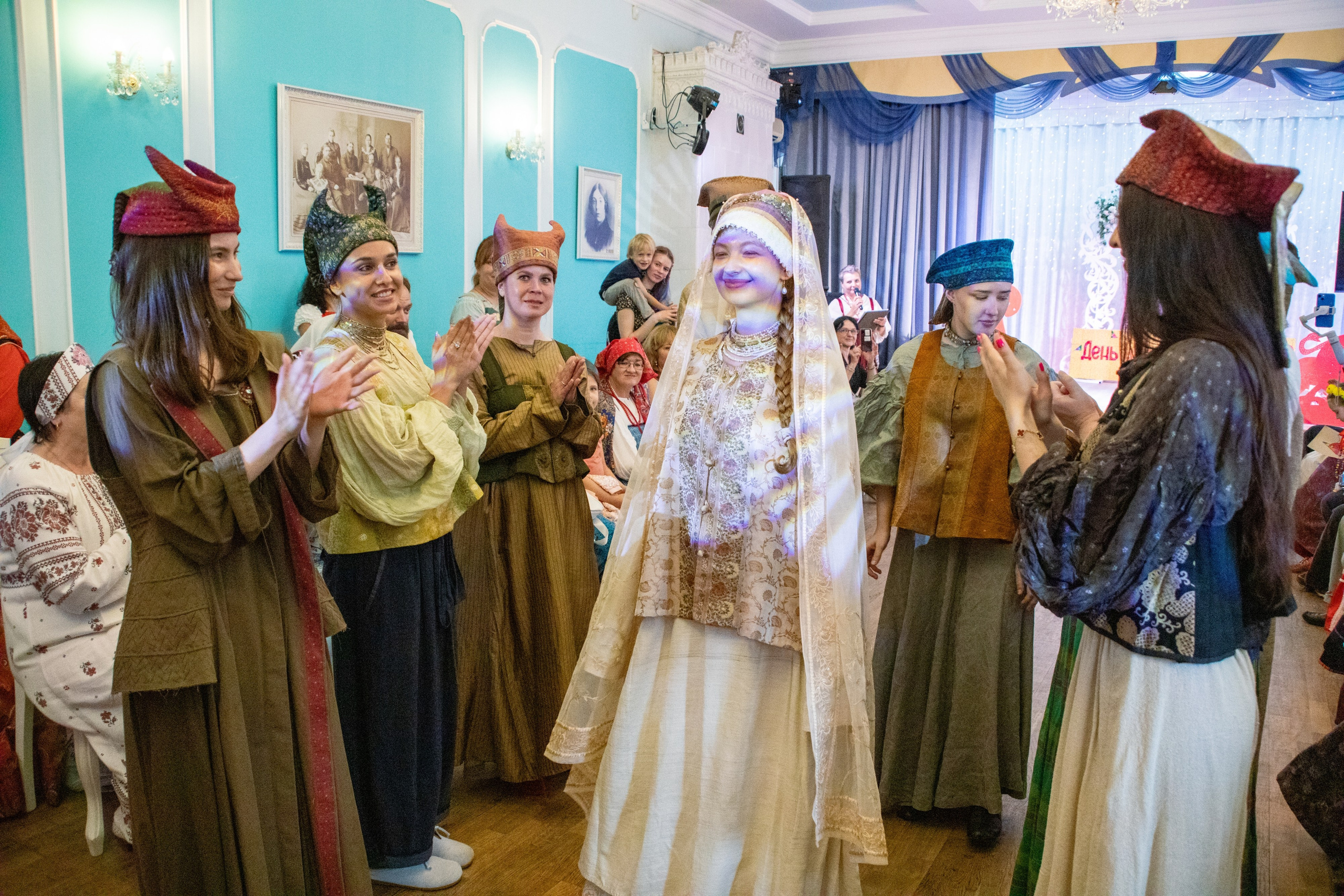 Репортаж «День народного костюма в г. Городец» 2026. Фотограф-универсал: семейные, детские, свадебные, имиджевые фотосъёмки