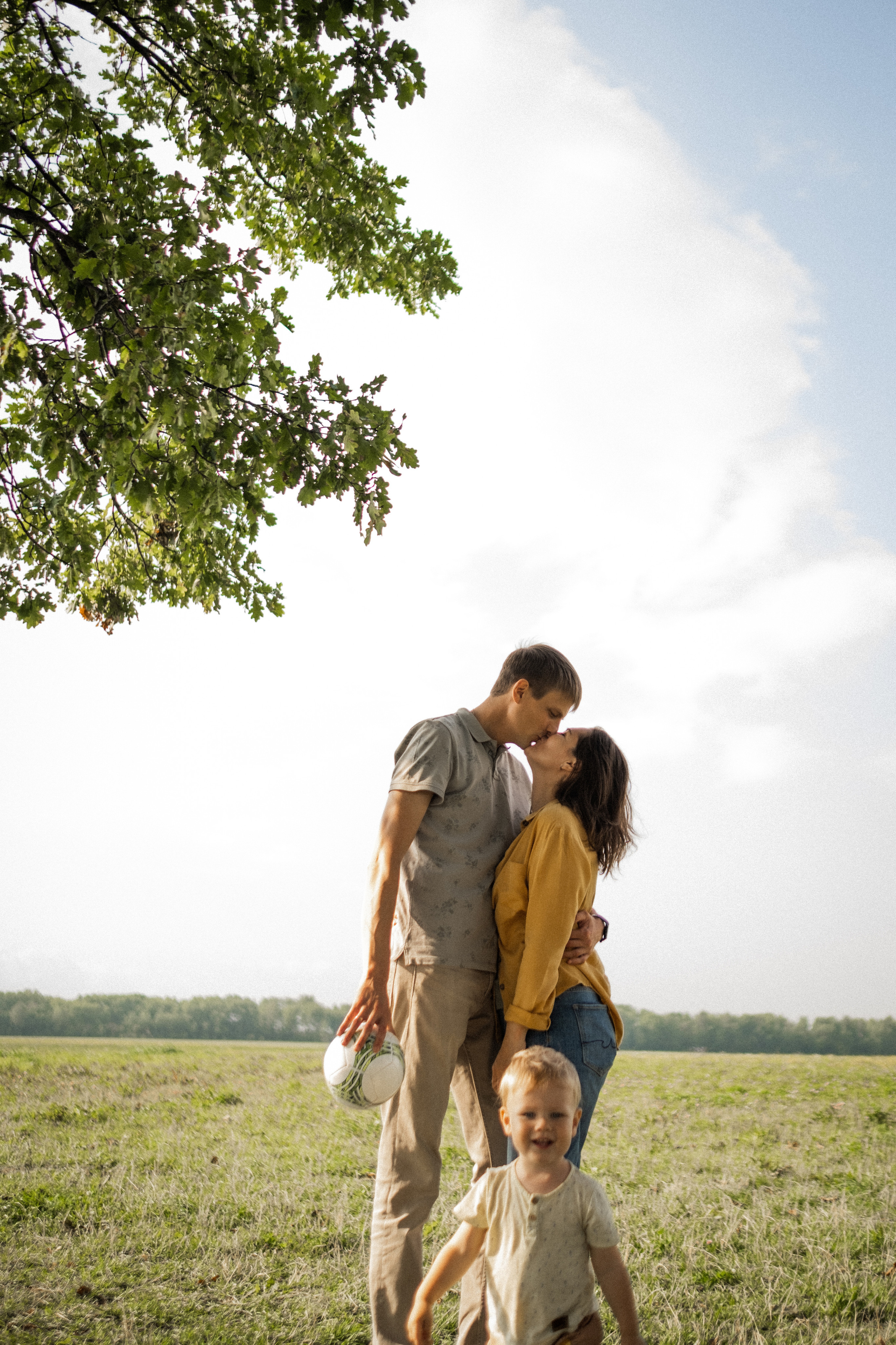 Прогулка в поле. Семейный фотограф в Санкт-Петербурге Дарья Косянчук