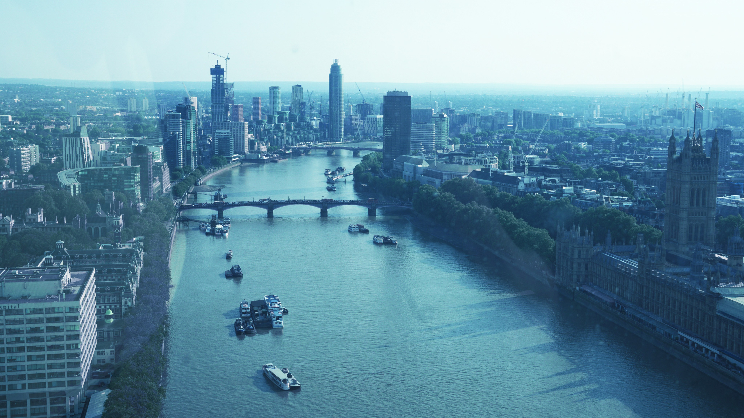 Лондон вид сверху. 35 мм