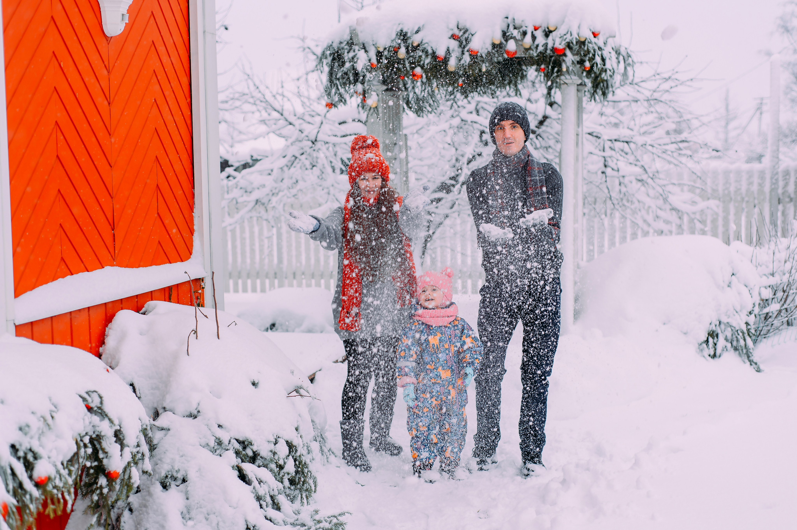 Алиса с мамой и папой 2024. Детский и семейный фотограф Эльмира Веселова