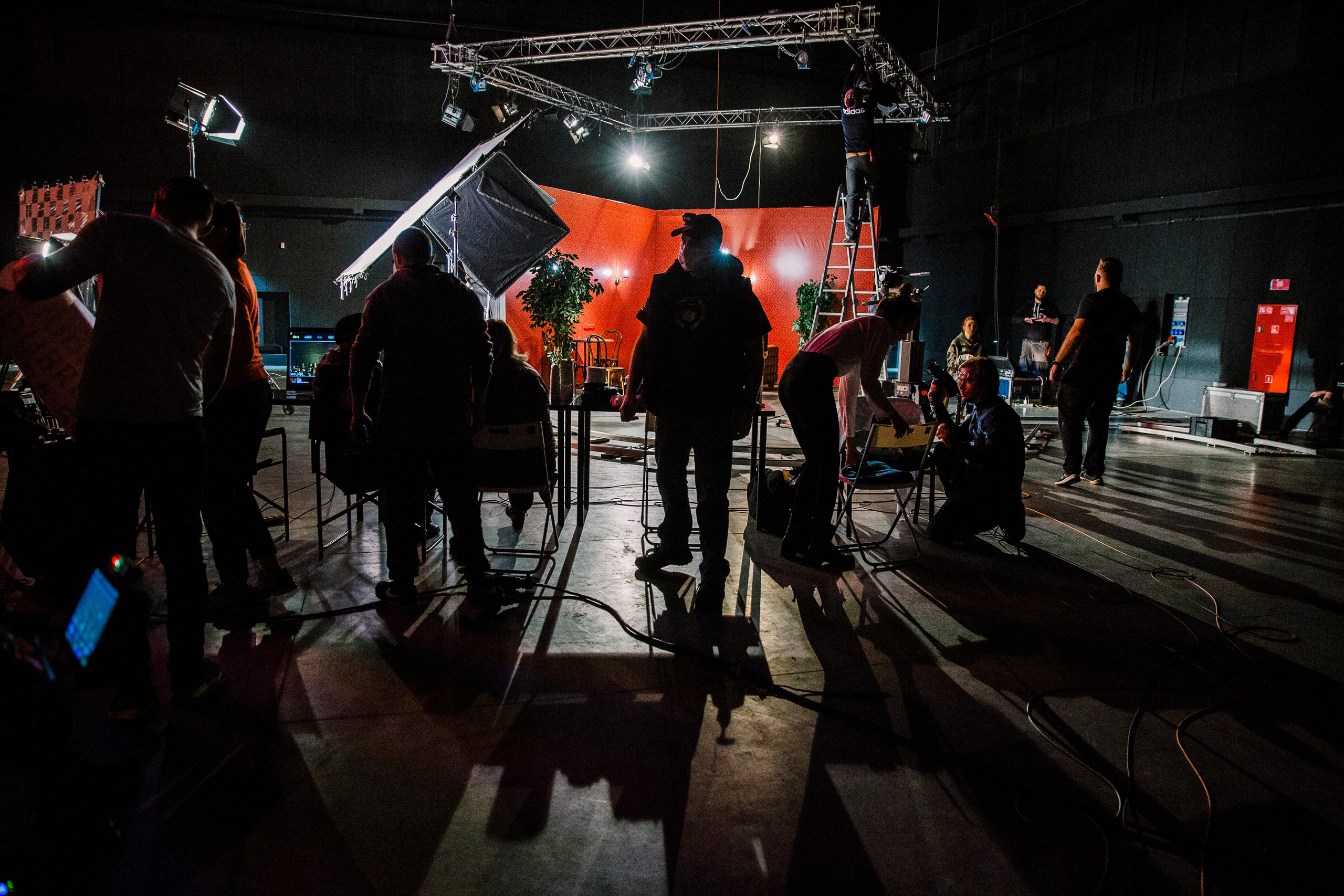 ФК Би-2 & Лиза Громова Мосфильм. Ольга Пилант. АРТ, бэкстейдж, свадебная и семейная фотография, городской портрет, интерьерная фотография