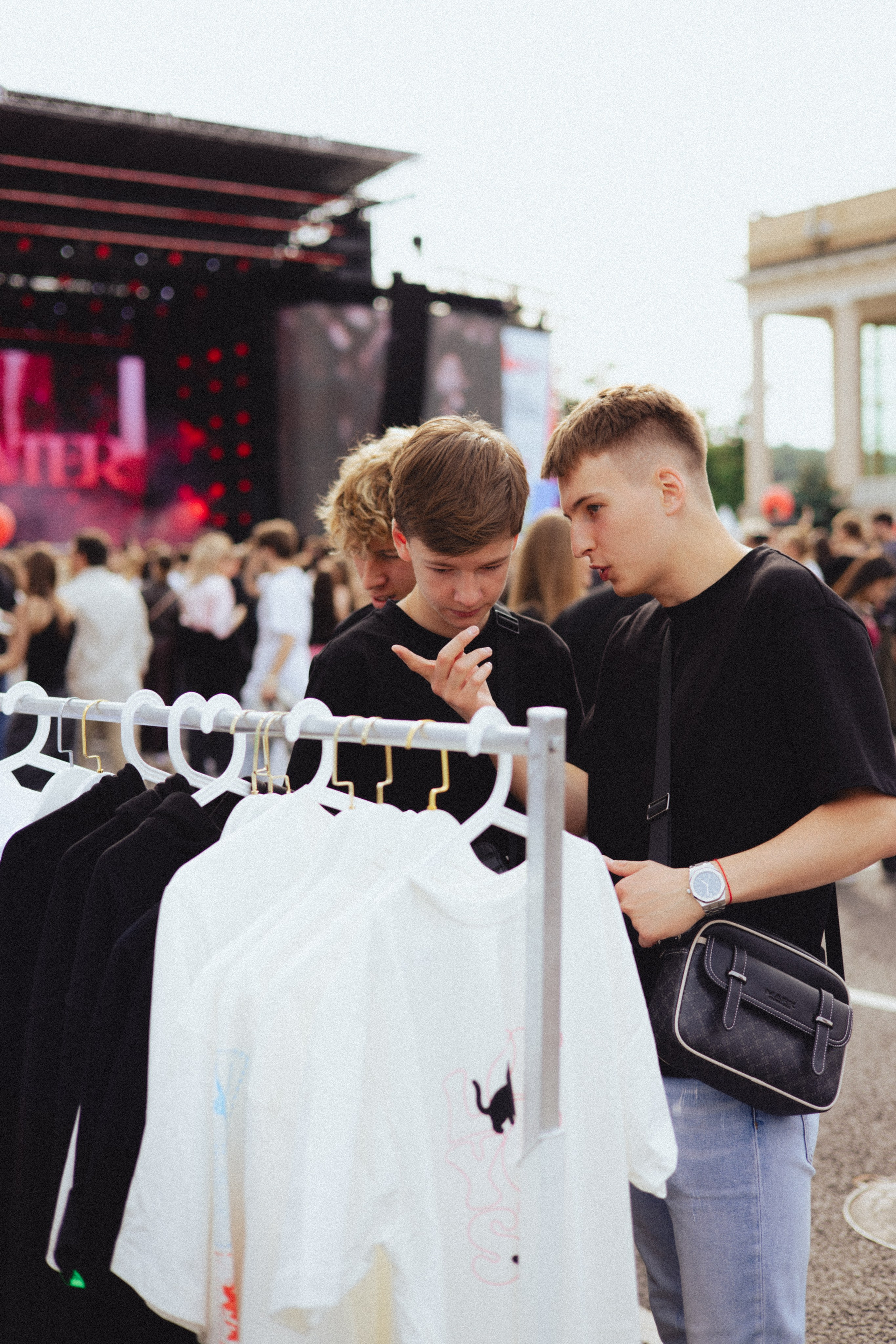 Кастом одежды на фестивале «Атланта». Главная