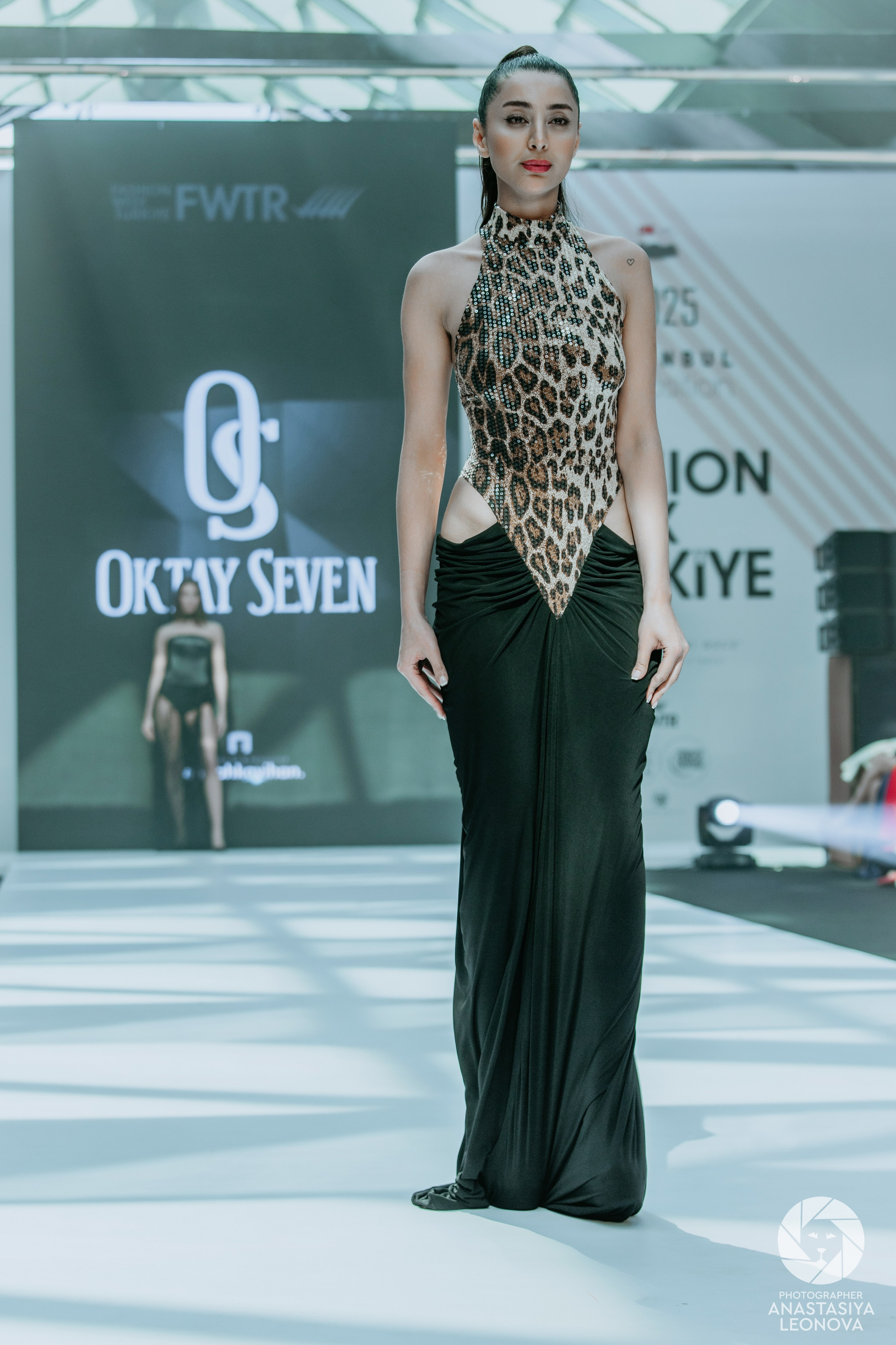 Fashion Week Türkiye [spring, 2025]. Anastasia Leonowa