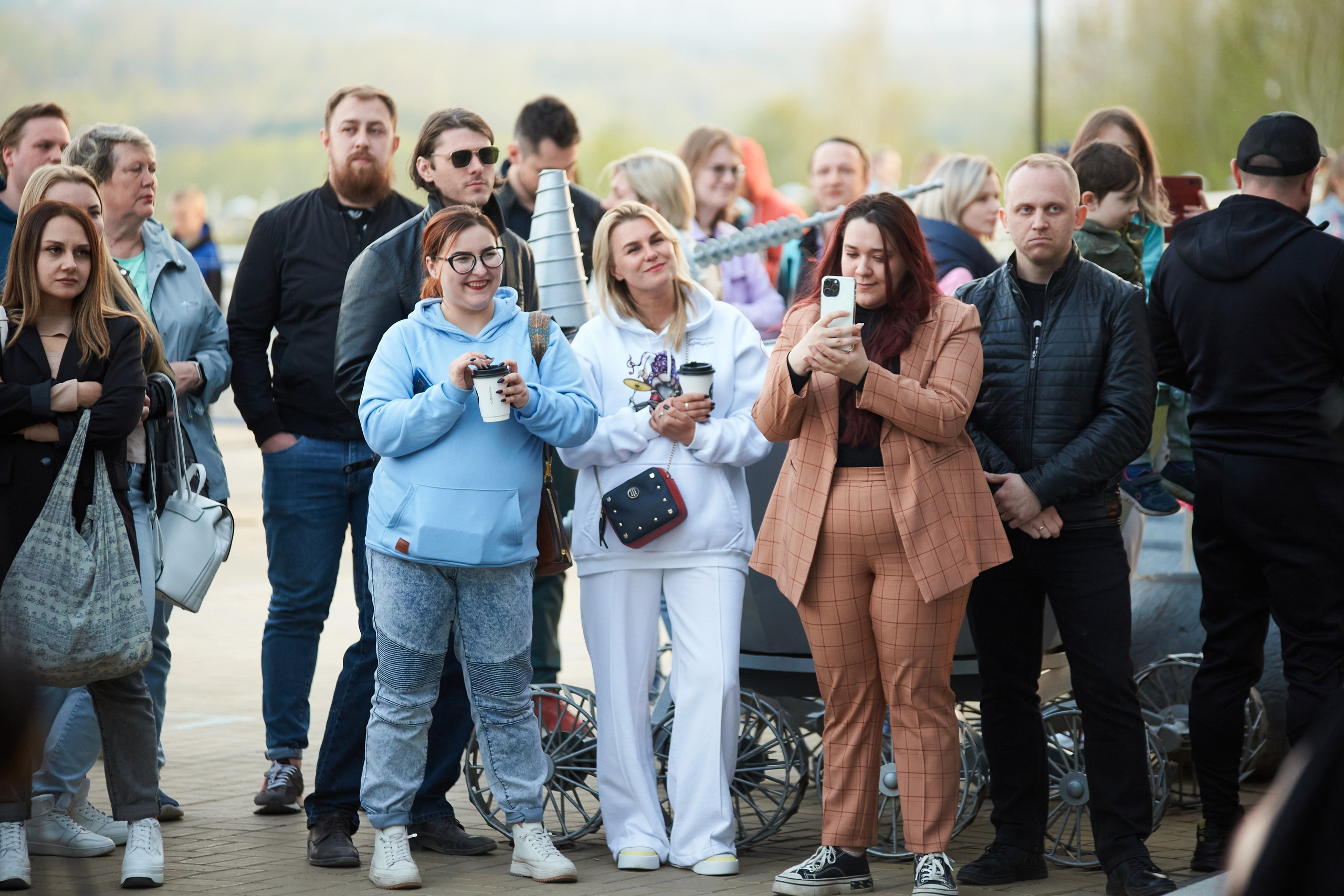 Репортаж: Музыкальная школа Виртуозы в Ночь музеев у планетария. Репортажный и женский фотограф в Новосибирске