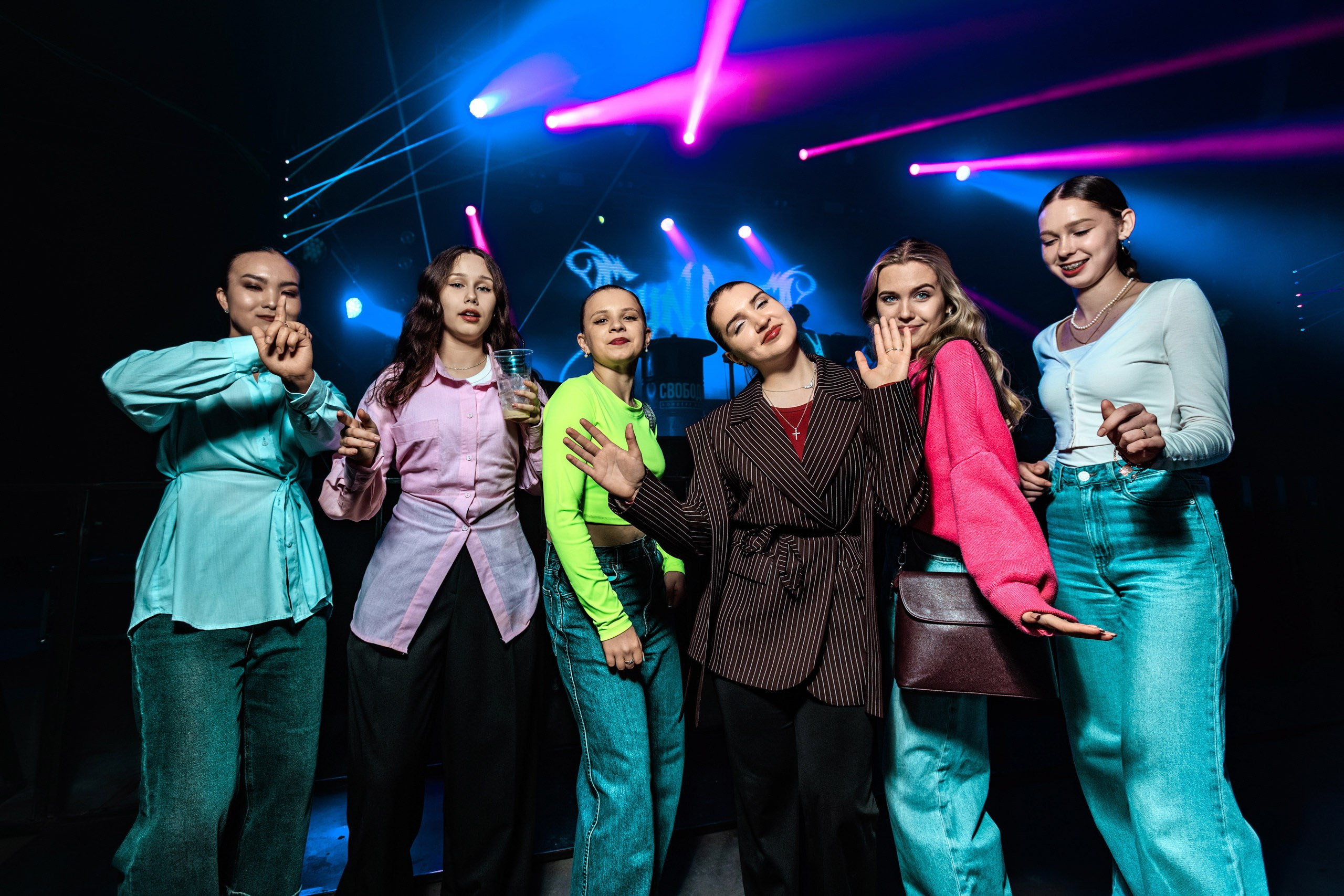 День первокурсника | Свобода. Репортажный фотограф Екатеринбург | Яркий, качественный репортаж | Концерты, клубы, репортаж, праздники, корпоративы